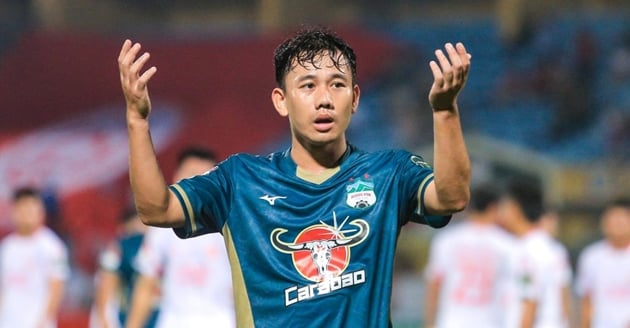 Tiền vệ Trần Minh Vương - &ldquo;con cưng&rdquo; nh&agrave; bầu Đức gia nhập đội b&oacute;ng hạng Nhất- Ảnh 1.