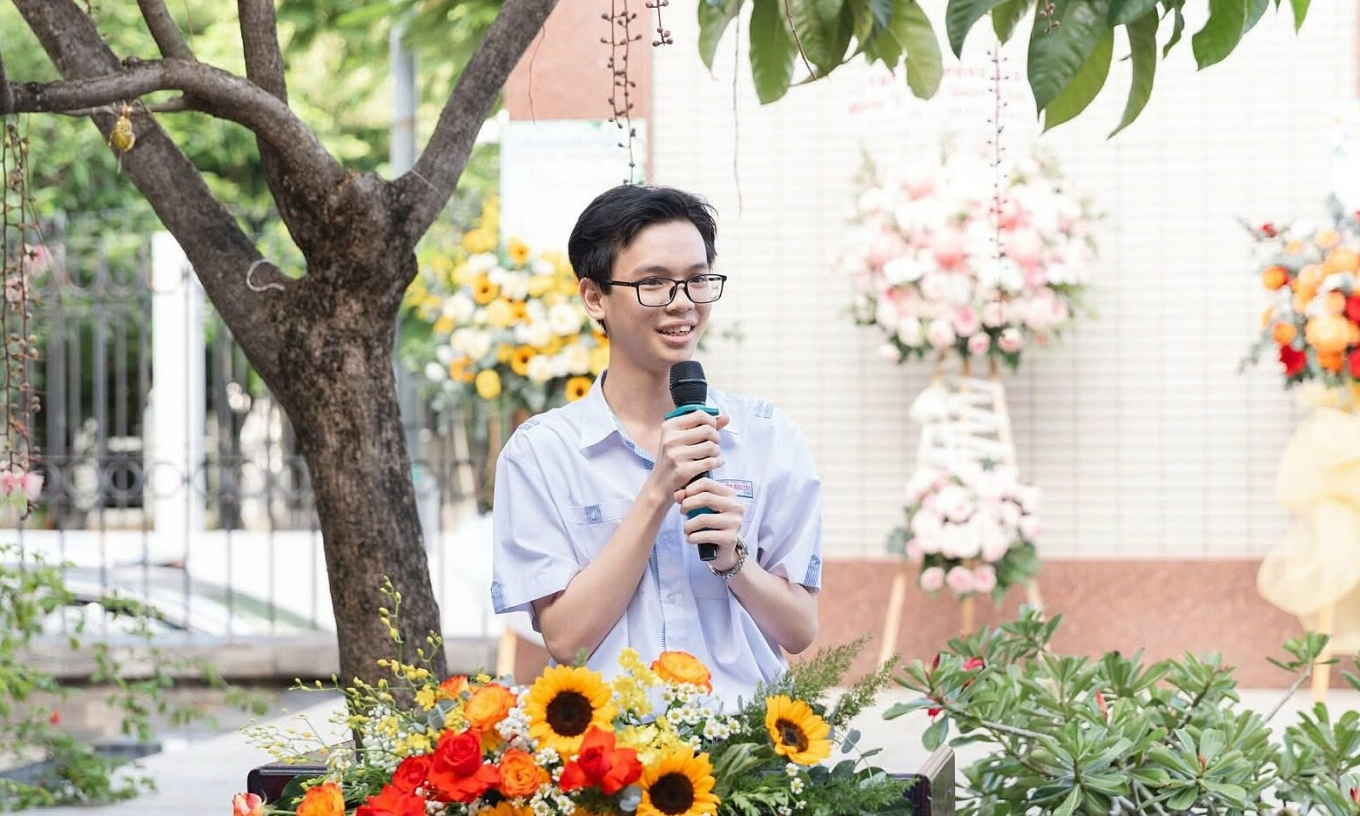 Ch&acirc;n dung thủ khoa 30/30 Khối B: H&agrave;nh tr&igrave;nh "đi xa để mơ cao" v&agrave; b&iacute; quyết tự học độc đ&aacute;o- Ảnh 1.