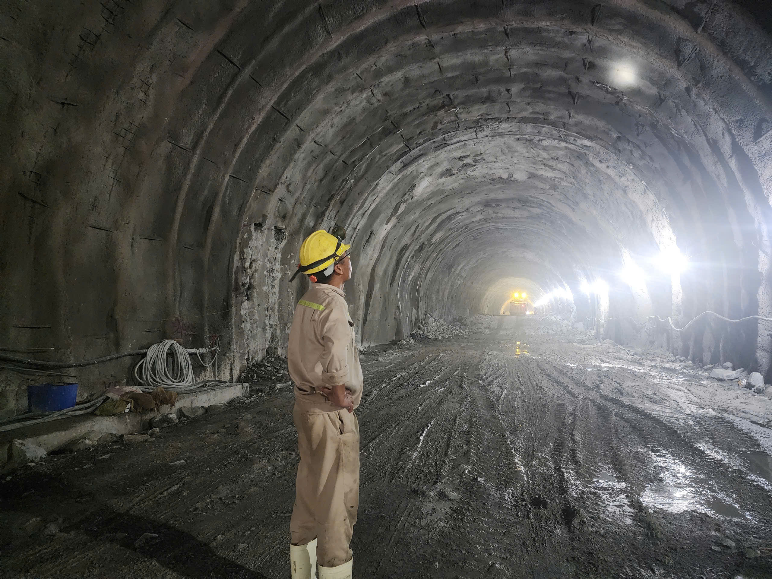 Th&ocirc;ng kỹ thuật hầm Đ&egrave;o Ngang mở rộng, vượt tiến độ 1 th&aacute;ng- Ảnh 3.