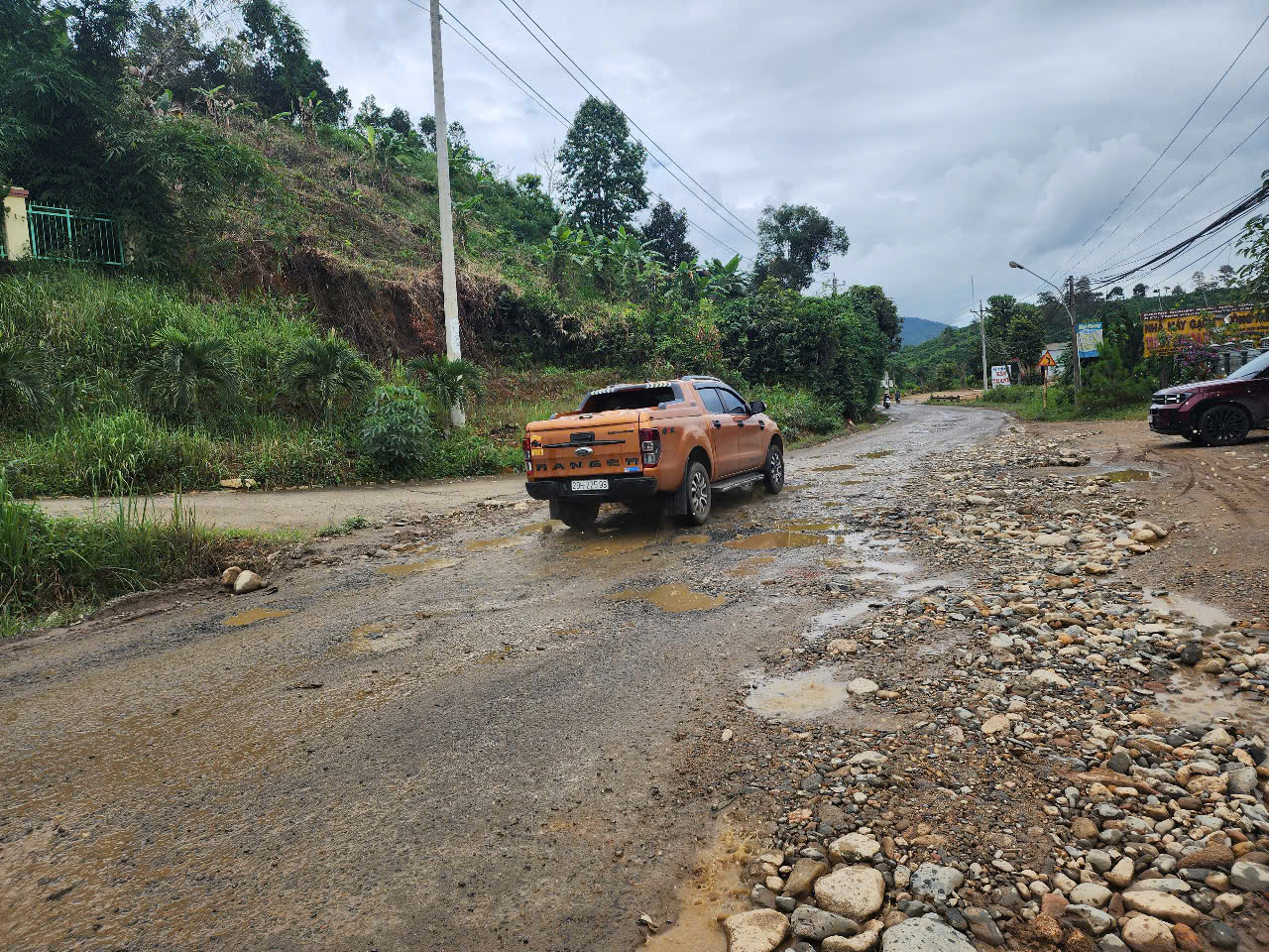 Quốc lộ 27 nối Đắk Lắk - L&acirc;m Đồng xuống cấp nghi&ecirc;m trọng, tai nạn giao th&ocirc;ng r&igrave;nh rập- Ảnh 8.