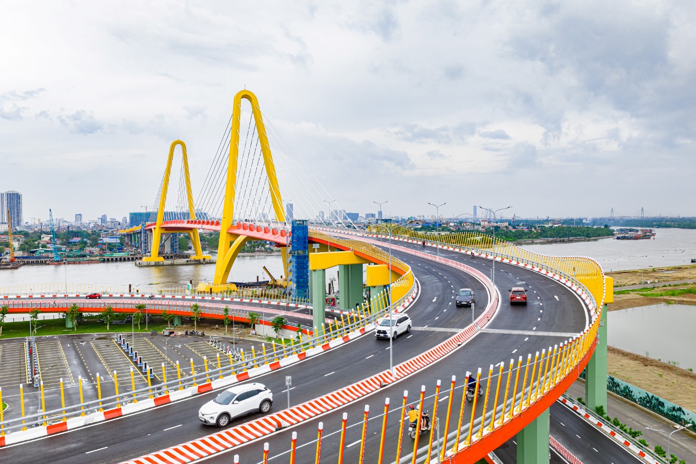 Cầu Ho&agrave;ng Gia - c&uacute; h&iacute;ch mạnh mẽ cho thị trường bất động sản tại đảo Vũ Y&ecirc;n- Ảnh 2.