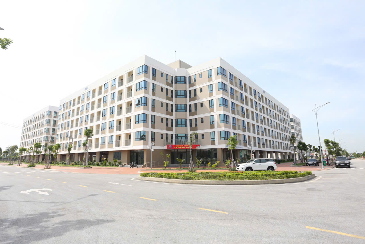 Thứ trưởng Nguyễn Văn Sinh kiểm tra dự &aacute;n nh&agrave; ở x&atilde; hội tại Quảng Ninh- Ảnh 4.