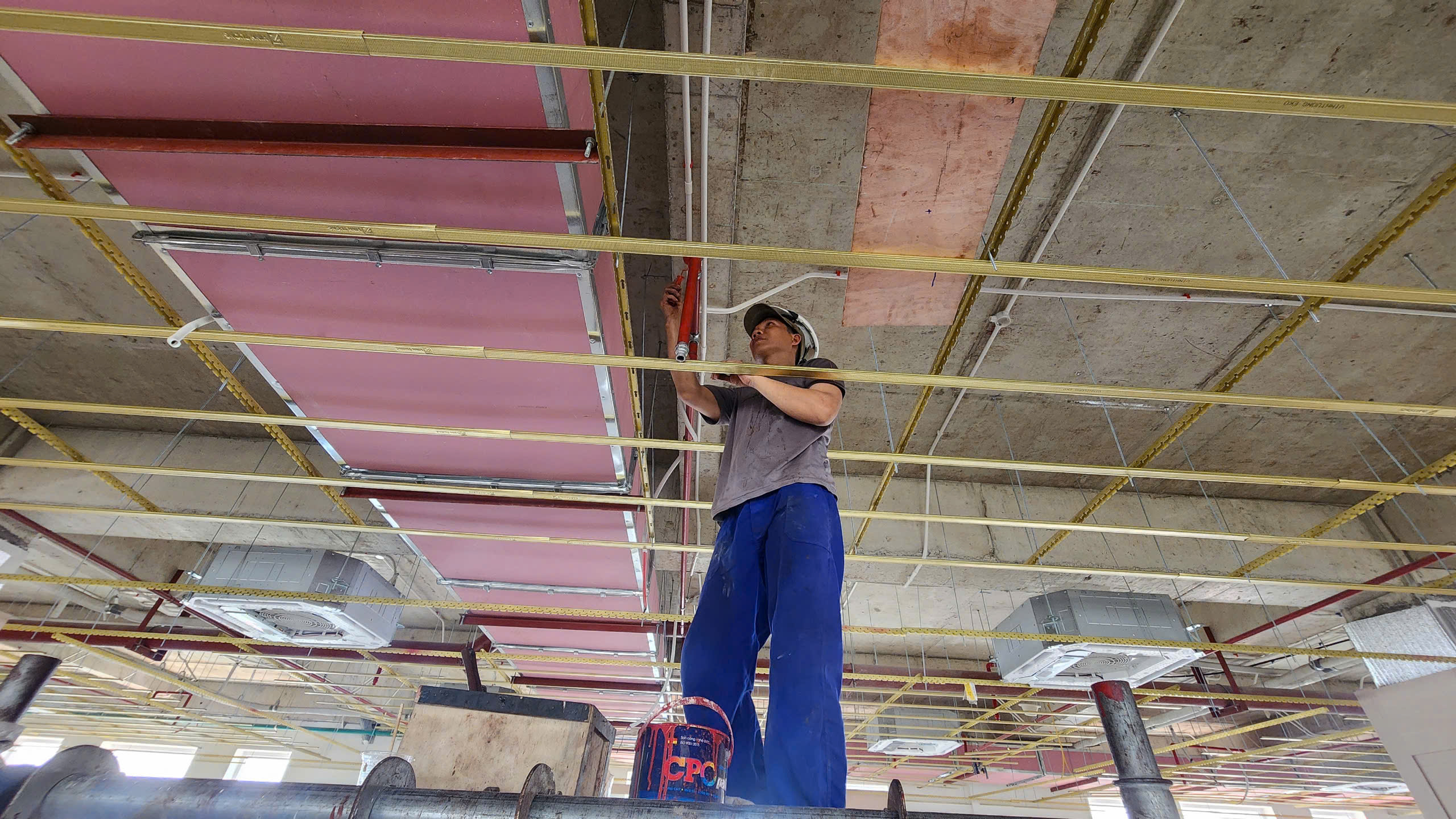 Cận cảnh trụ sở Khối c&aacute;c cơ quan hơn 400 tỷ đồng ở Th&aacute;i Nguy&ecirc;n sắp về đ&iacute;ch- Ảnh 16.