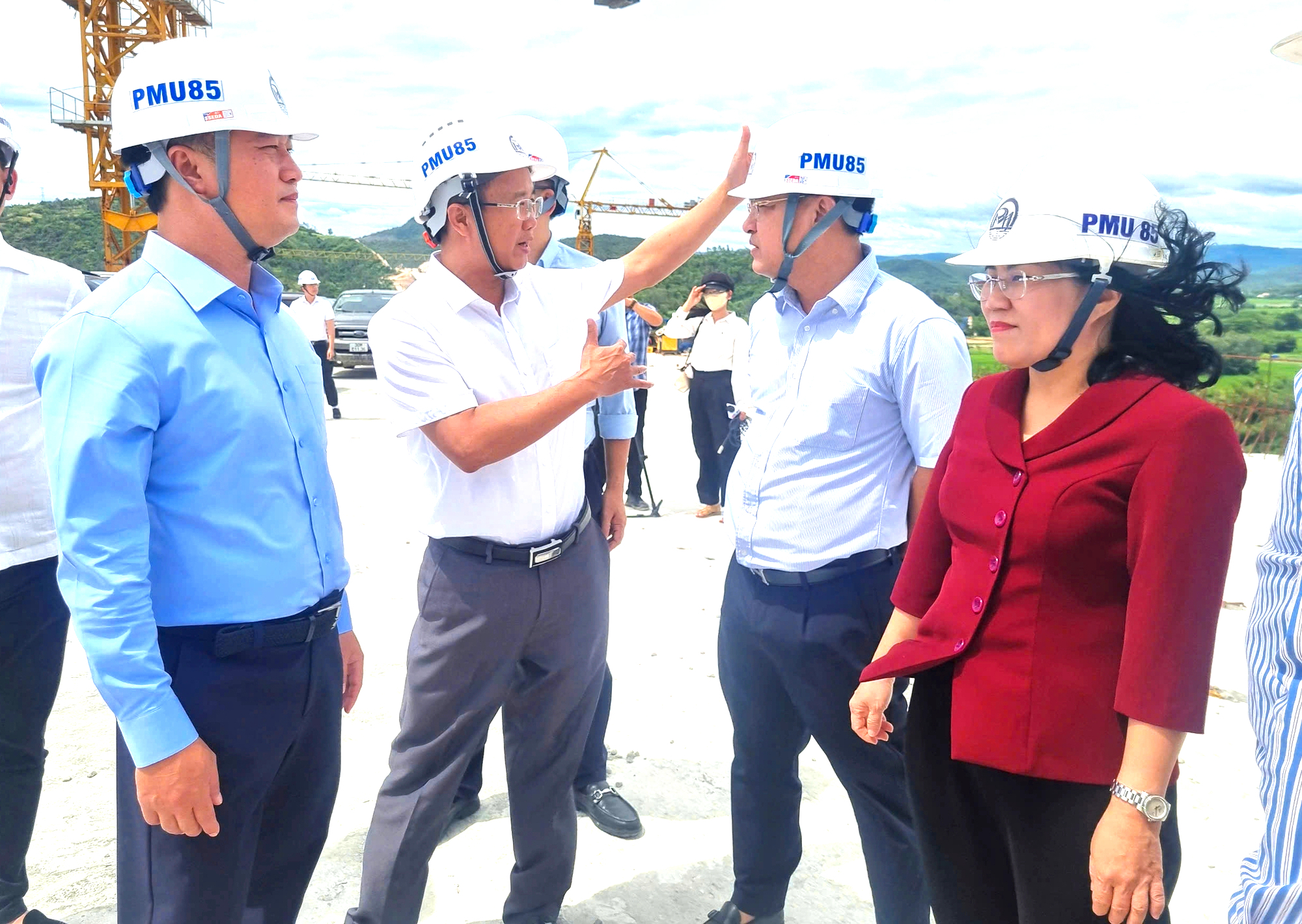 Thứ trưởng Nguyễn Việt H&ugrave;ng: Quyết t&acirc;m đưa cao tốc Quy Nhơn - Ch&iacute; Thạnh về đ&iacute;ch đ&uacute;ng hẹn- Ảnh 2.