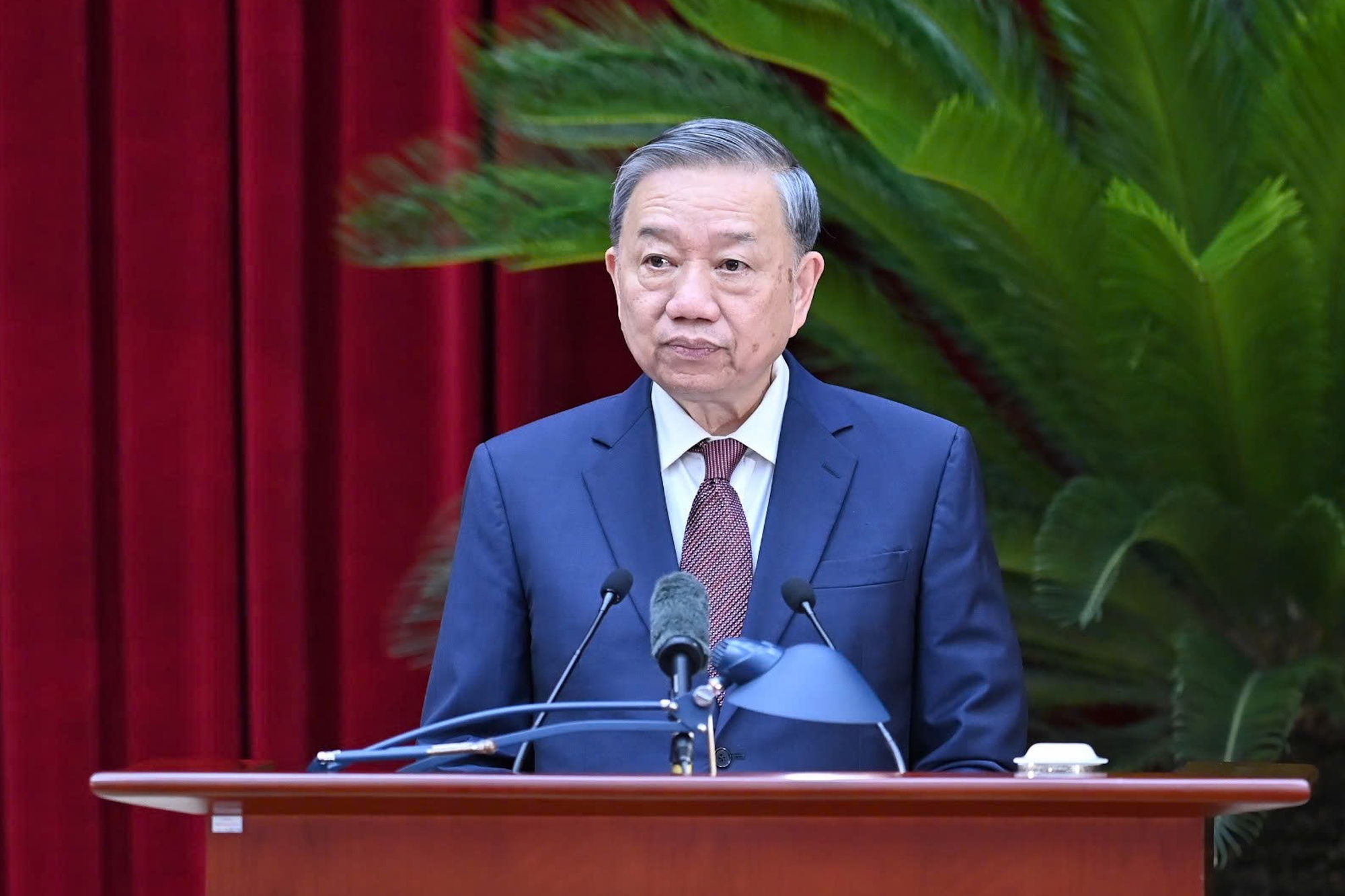 Tổng B&iacute; thư: Đổi mới mạnh mẽ, giữ vững kỷ cương, chuẩn bị chu đ&aacute;o cho Đại hội XIV của Đảng- Ảnh 1.