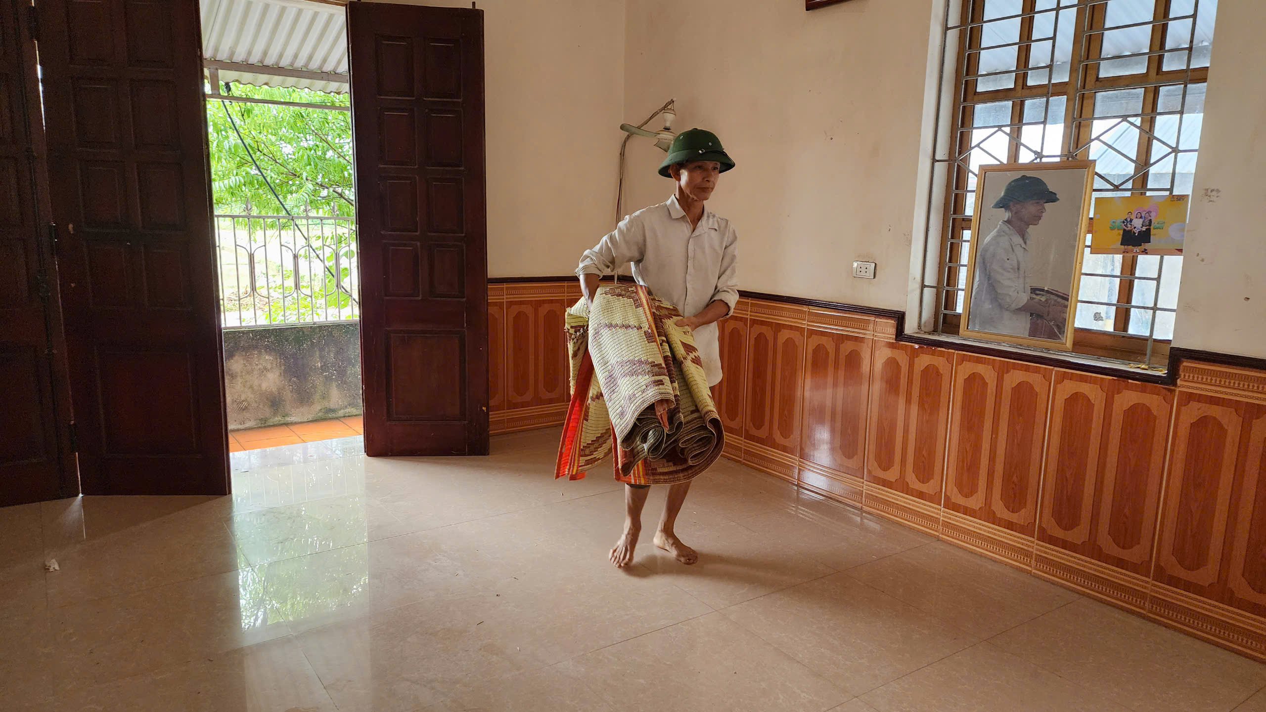 Bắc Ninh: Nhiều nh&agrave; c&oacute; nguy cơ sạt lở, ch&iacute;nh quyền khẩn cấp sơ t&aacute;n người d&acirc;n- Ảnh 13.