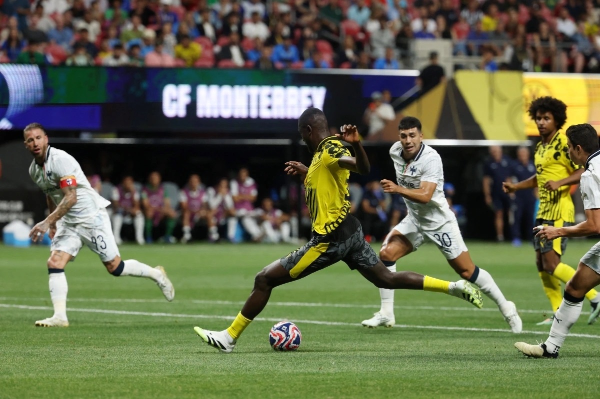 FIFA Club World Cup: Đ&aacute;nh bại Monterrey, Dortmund hẹn Real Madrid ở tứ kết- Ảnh 1.
