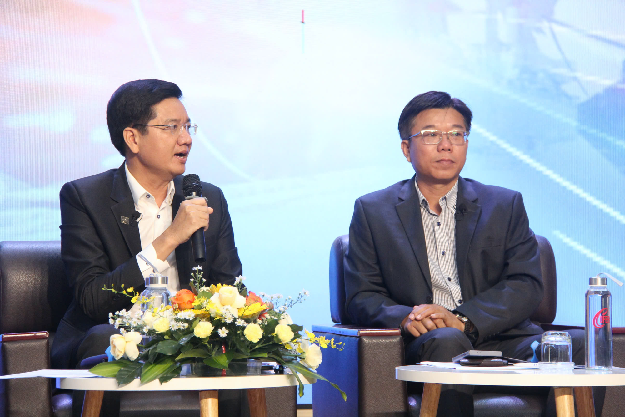 Nghịch l&yacute; ng&agrave;nh logistics: Tăng trưởng n&oacute;ng, nh&acirc;n lực nguội- Ảnh 2.