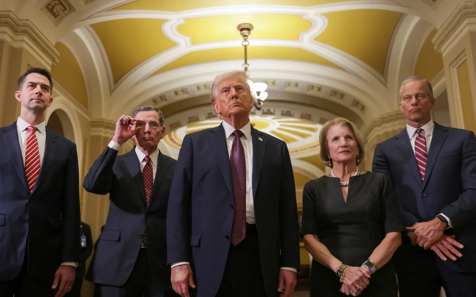 Thượng viện Mỹ th&ocirc;ng qua dự luật thuế - chi ti&ecirc;u quy m&ocirc; lớn của &ocirc;ng Trump