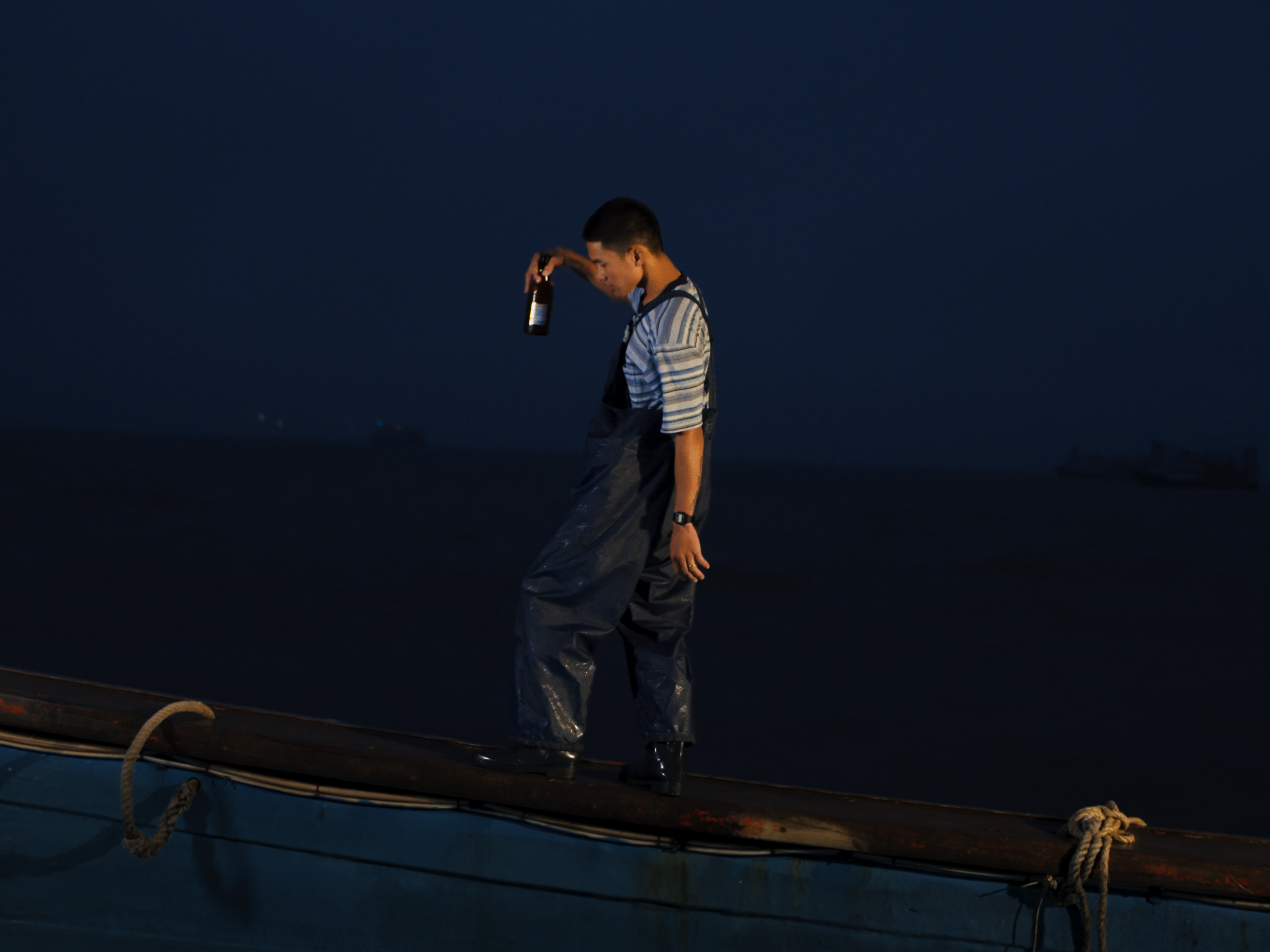 Đạo diễn phim "Đ&agrave;n c&aacute; gỗ" n&oacute;i g&igrave; về ồn &agrave;o PR lố?- Ảnh 2.