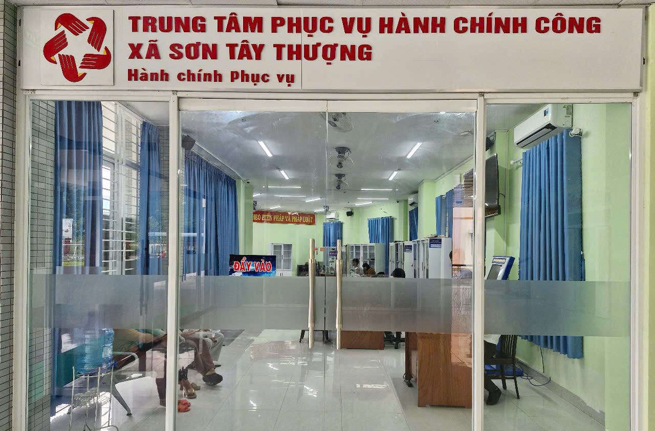 Quảng Ng&atilde;i chấn chỉnh t&igrave;nh trạng lạm dụng y&ecirc;u cầu nộp bản sao c&oacute; chứng thực- Ảnh 1.