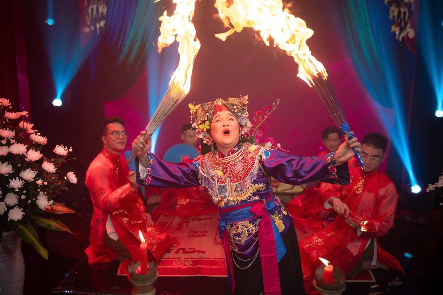 NSƯT Xu&acirc;n Hinh: "13 tuổi, t&ocirc;i bu&ocirc;n đủ thứ, c&aacute;i g&igrave; ra tiền l&agrave; t&ocirc;i l&agrave;m"- Ảnh 3.