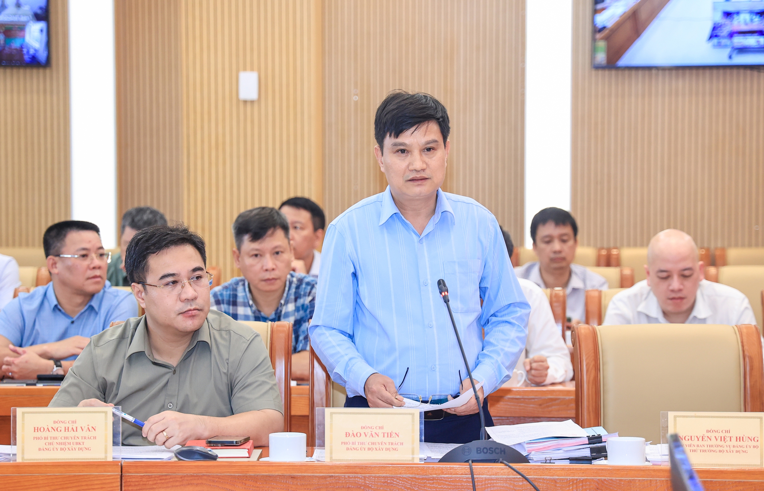 Đảng ủy Bộ X&acirc;y dựng tổ chức Hội nghị Ban chấp h&agrave;nh lần thứ ba- Ảnh 3.