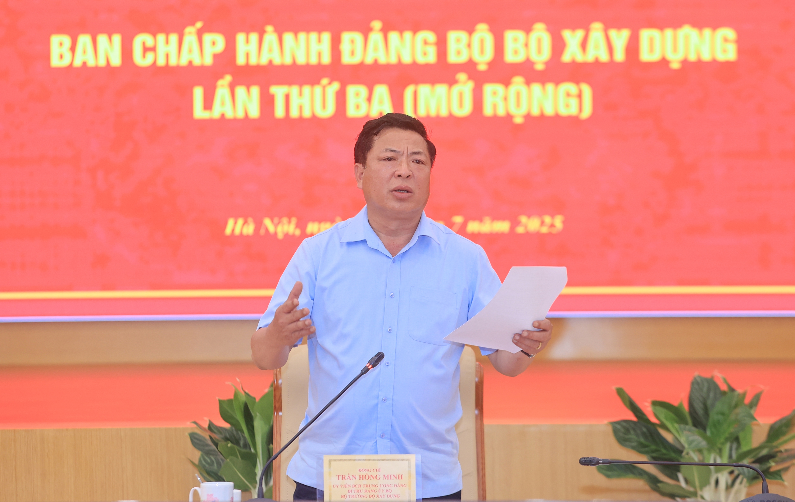 Đảng ủy Bộ X&acirc;y dựng tổ chức Hội nghị Ban chấp h&agrave;nh lần thứ ba- Ảnh 1.