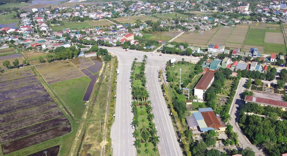 Hà Tĩnh: Đẩy nhanh tiến độ các công trình, dự án chào mừng Đại hội Đảng bộ tỉnh- Ảnh 3. Hà Tĩnh: Đẩy nhanh tiến độ các công trình, dự án chào mừng Đại hội Đảng bộ tỉnh- Ảnh 3.