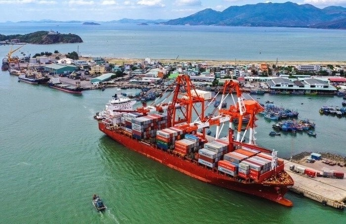 Hoàn thành nâng cấp luồng Quy Nhơn cho tàu tới 50.000 DWT trong tháng 9- Ảnh 1. Hoàn thành nâng cấp luồng Quy Nhơn cho tàu tới 50.000 DWT trong tháng 9- Ảnh 1.