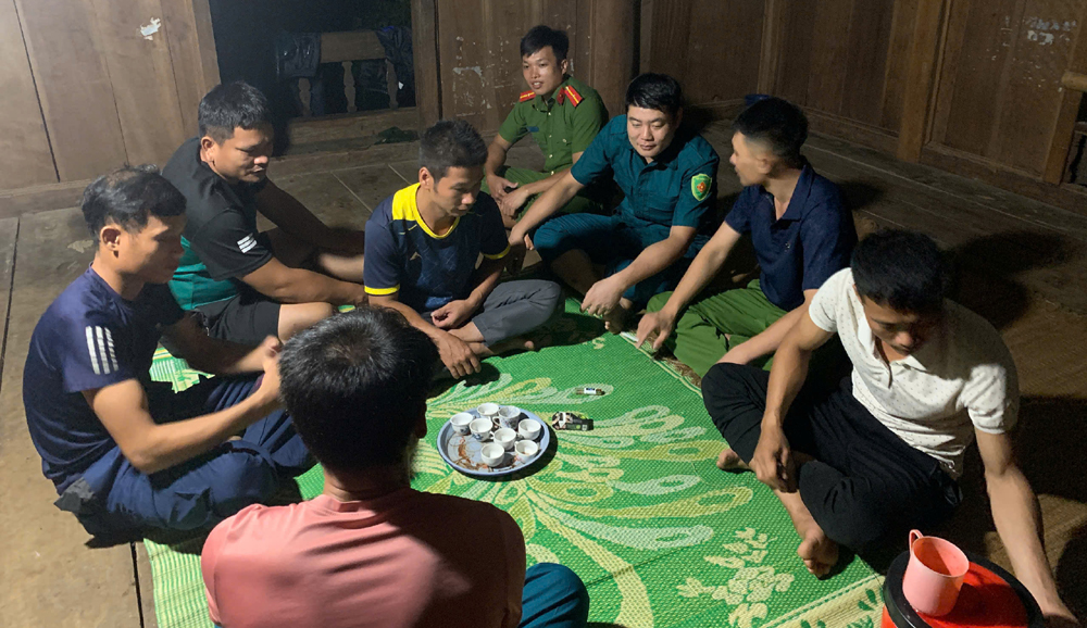 Ph&oacute; Thủ tướng Trần Hồng H&agrave; y&ecirc;u cầu Thanh H&oacute;a r&agrave; so&aacute;t khu vực xung yếu chống b&atilde;o- Ảnh 2.