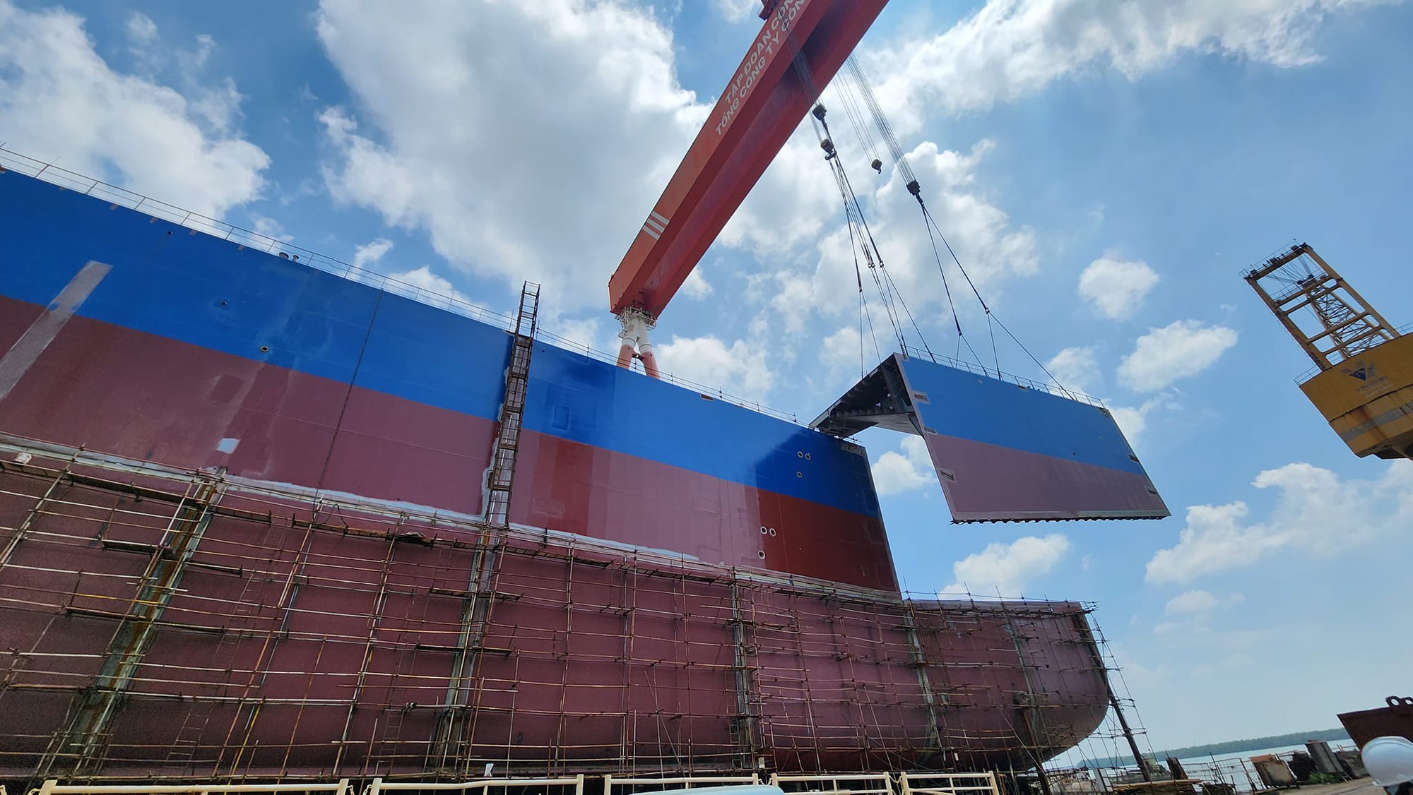 T&ocirc;n vinh những người kiến tạo tương lai tại Ng&agrave;y hội Lao động s&aacute;ng tạo 2025- Ảnh 1.