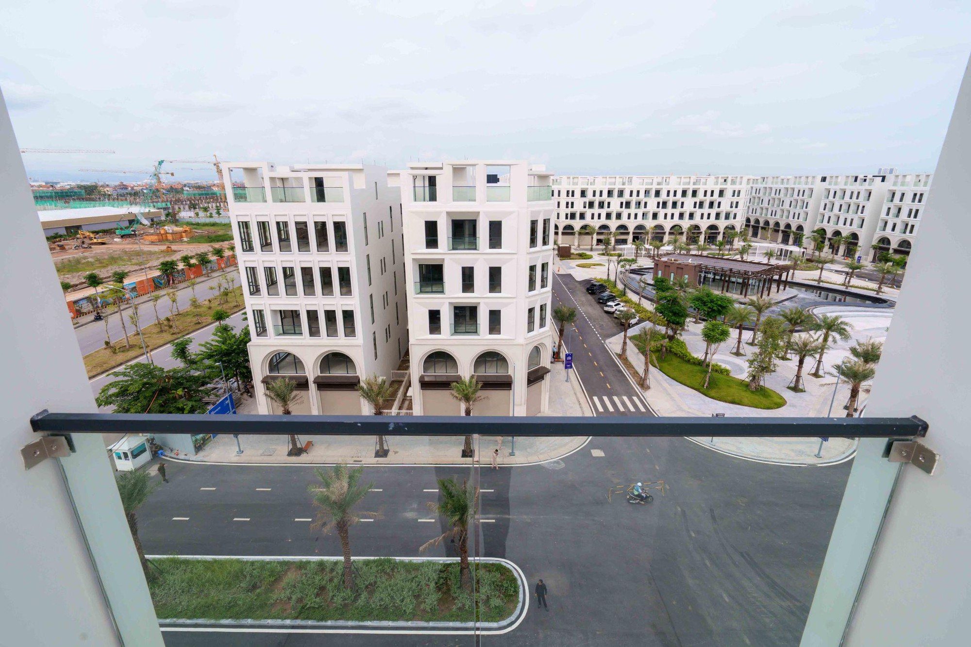 Bộ sưu tập Shoptique phi&ecirc;n bản giới hạn của dự &aacute;n The Centric ch&iacute;nh thức ch&agrave;o đ&oacute;n chủ nh&acirc;n- Ảnh 4.