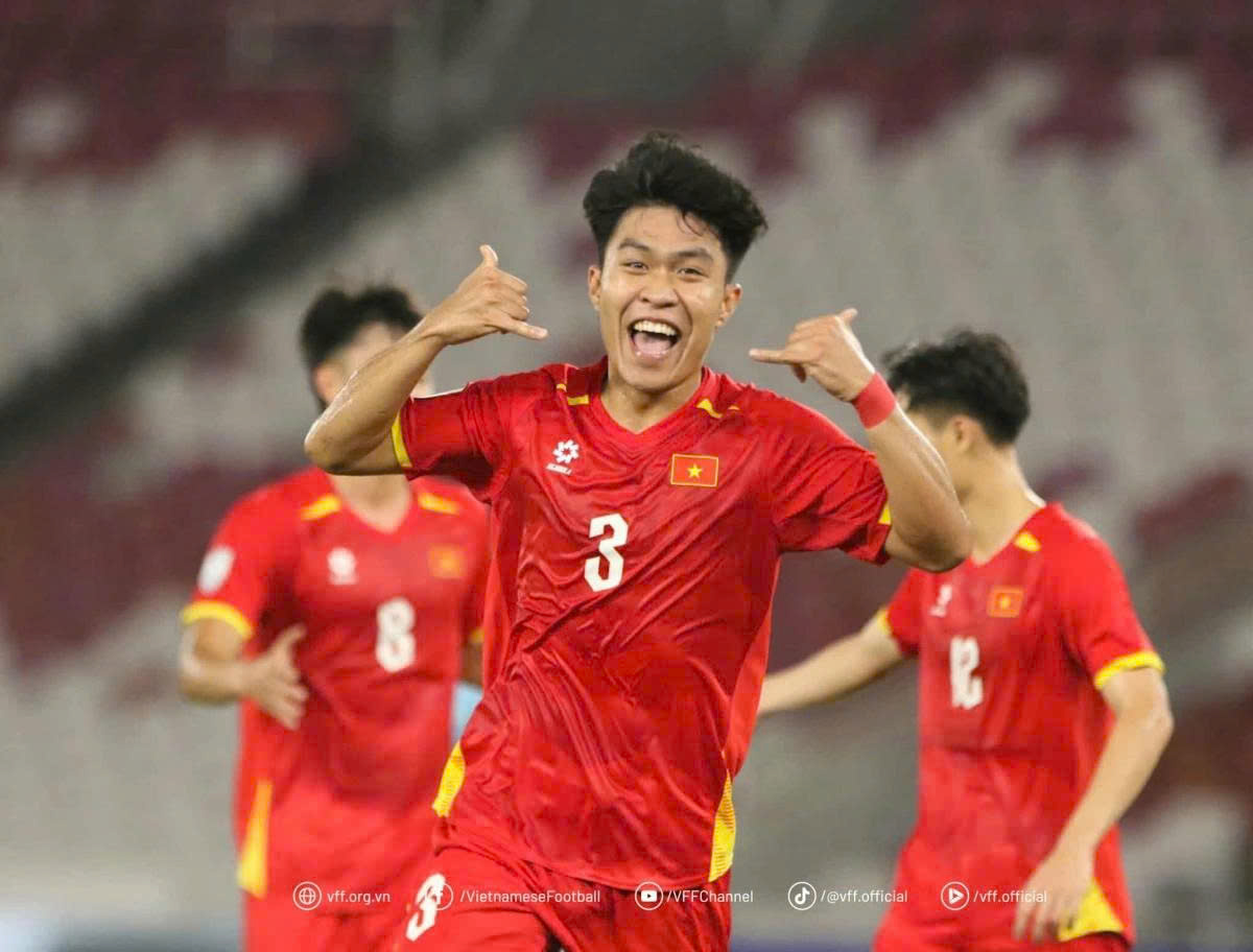 U23 Đ&ocirc;ng Nam &Aacute;: Thắng nhẹ Campuchia, U23 Việt Nam hi&ecirc;n ngang v&agrave;o b&aacute;n kết- Ảnh 1.