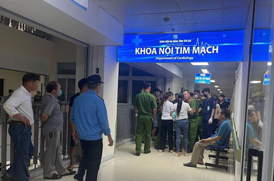 Gi&aacute;m đốc Bệnh viện Đa khoa số 1 L&agrave;o Cai th&ocirc;ng tin về  bệnh nh&acirc;n nữ đột ngột tử vong- Ảnh 1.