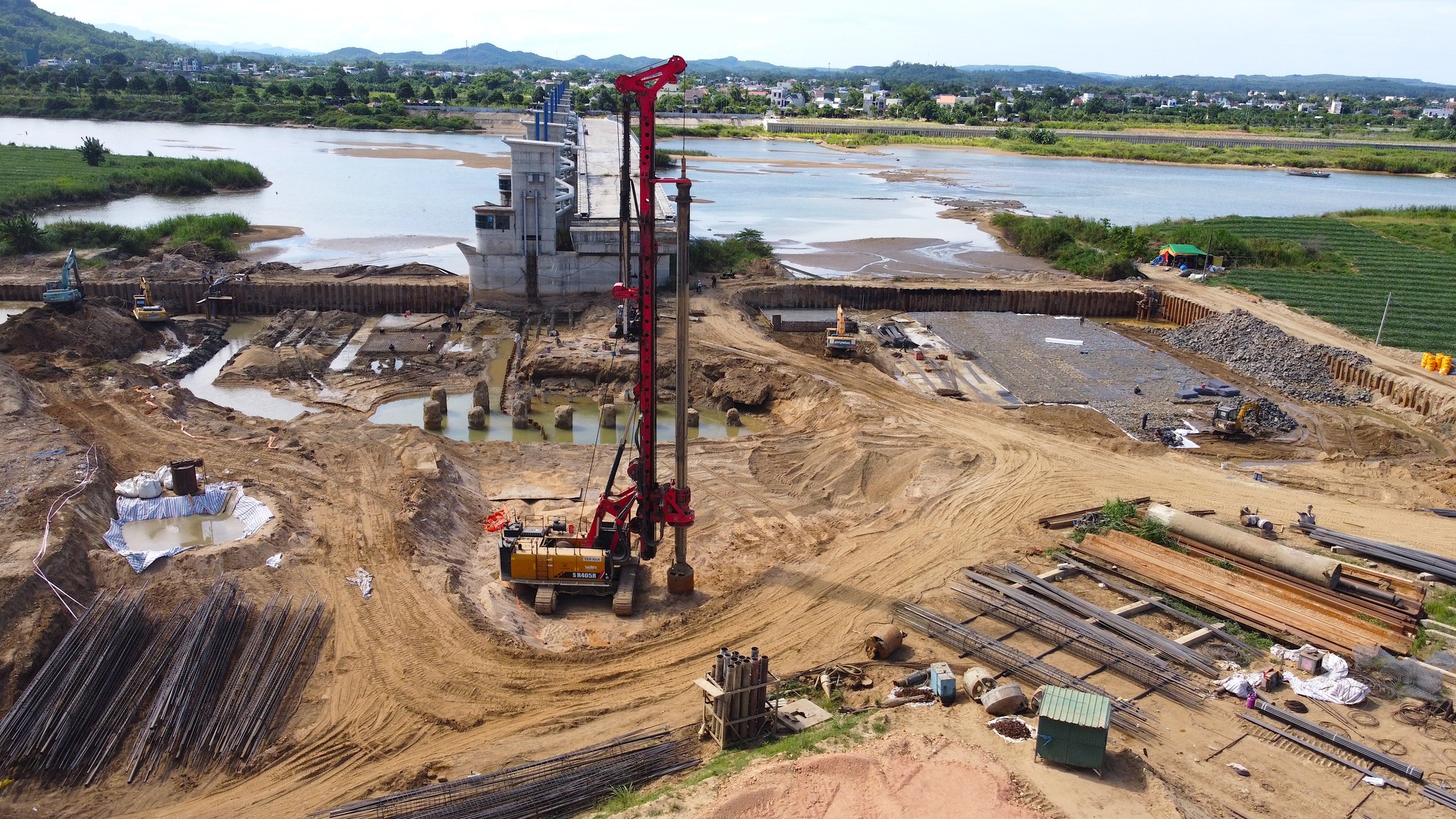 C&oacute; mặt bằng, dự &aacute;n đập d&acirc;ng 1.500 tỷ đồng ở Quảng Ng&atilde;i bức tốc thi c&ocirc;ng- Ảnh 9.