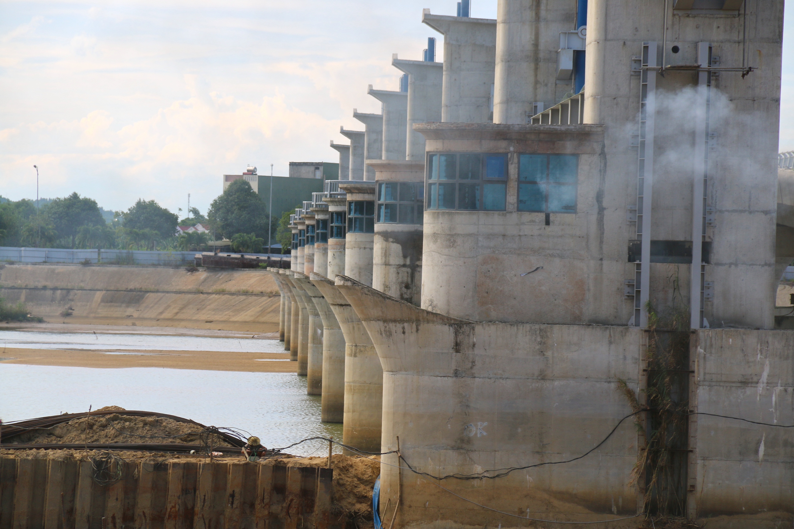 C&oacute; mặt bằng, dự &aacute;n đập d&acirc;ng 1.500 tỷ đồng ở Quảng Ng&atilde;i bức tốc thi c&ocirc;ng- Ảnh 8.