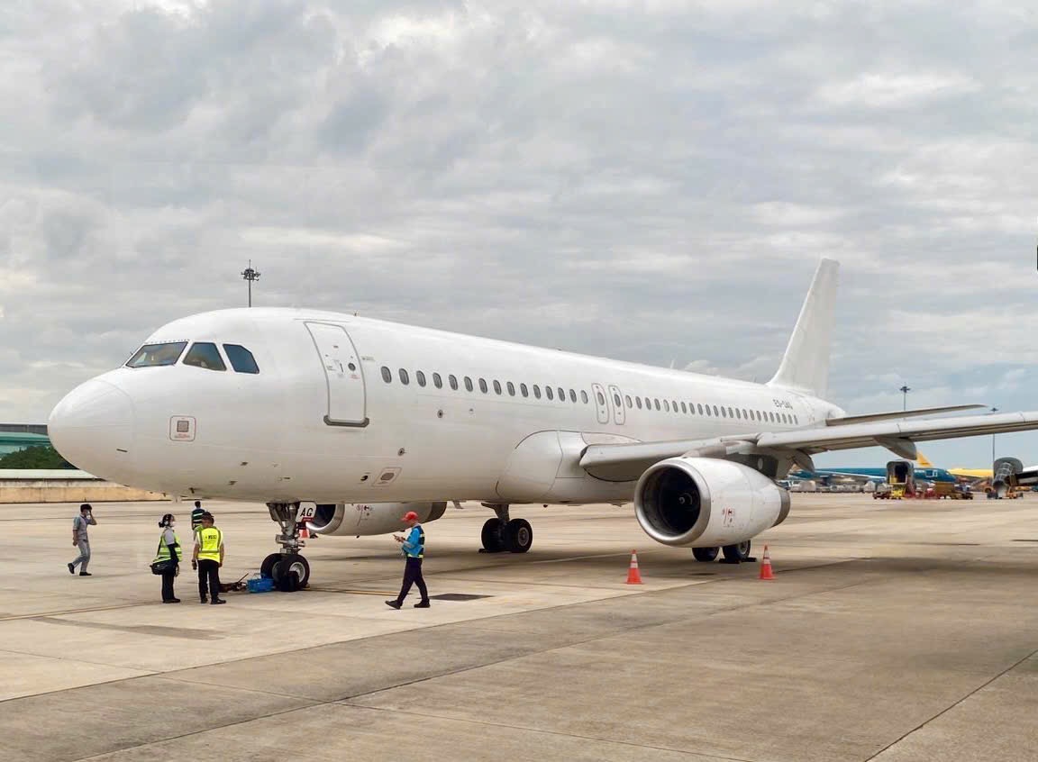 Vietnam Airlines nhận th&ecirc;m 2 t&agrave;u bay mới- Ảnh 1.