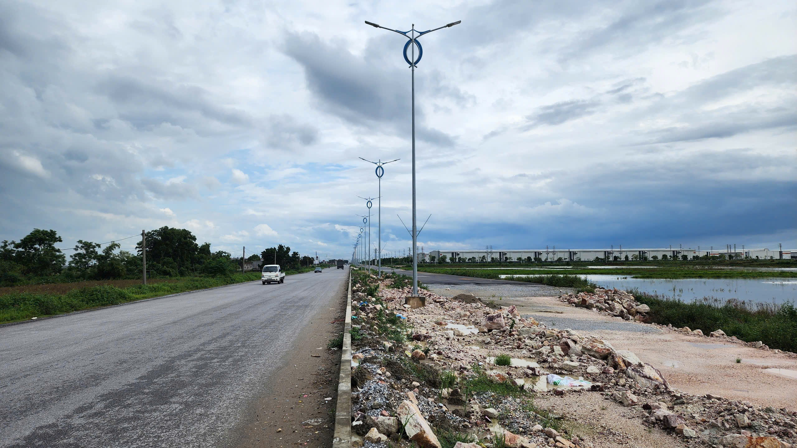 Thiếu mặt bằng, dự &aacute;n đường trăm tỷ qua khu c&ocirc;ng nghiệp ở Bắc Ninh vỡ tiến độ- Ảnh 10.