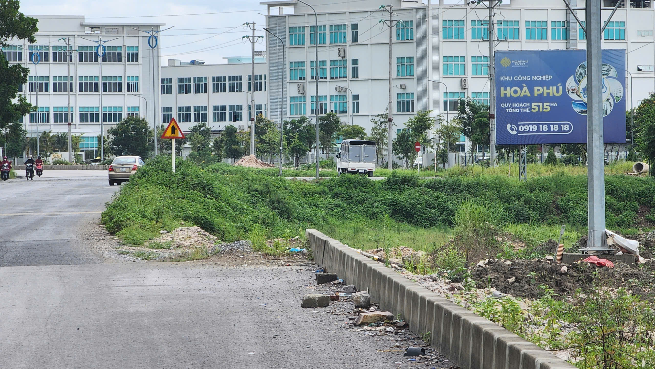 Thiếu mặt bằng, dự &aacute;n đường trăm tỷ qua khu c&ocirc;ng nghiệp ở Bắc Ninh vỡ tiến độ- Ảnh 17.