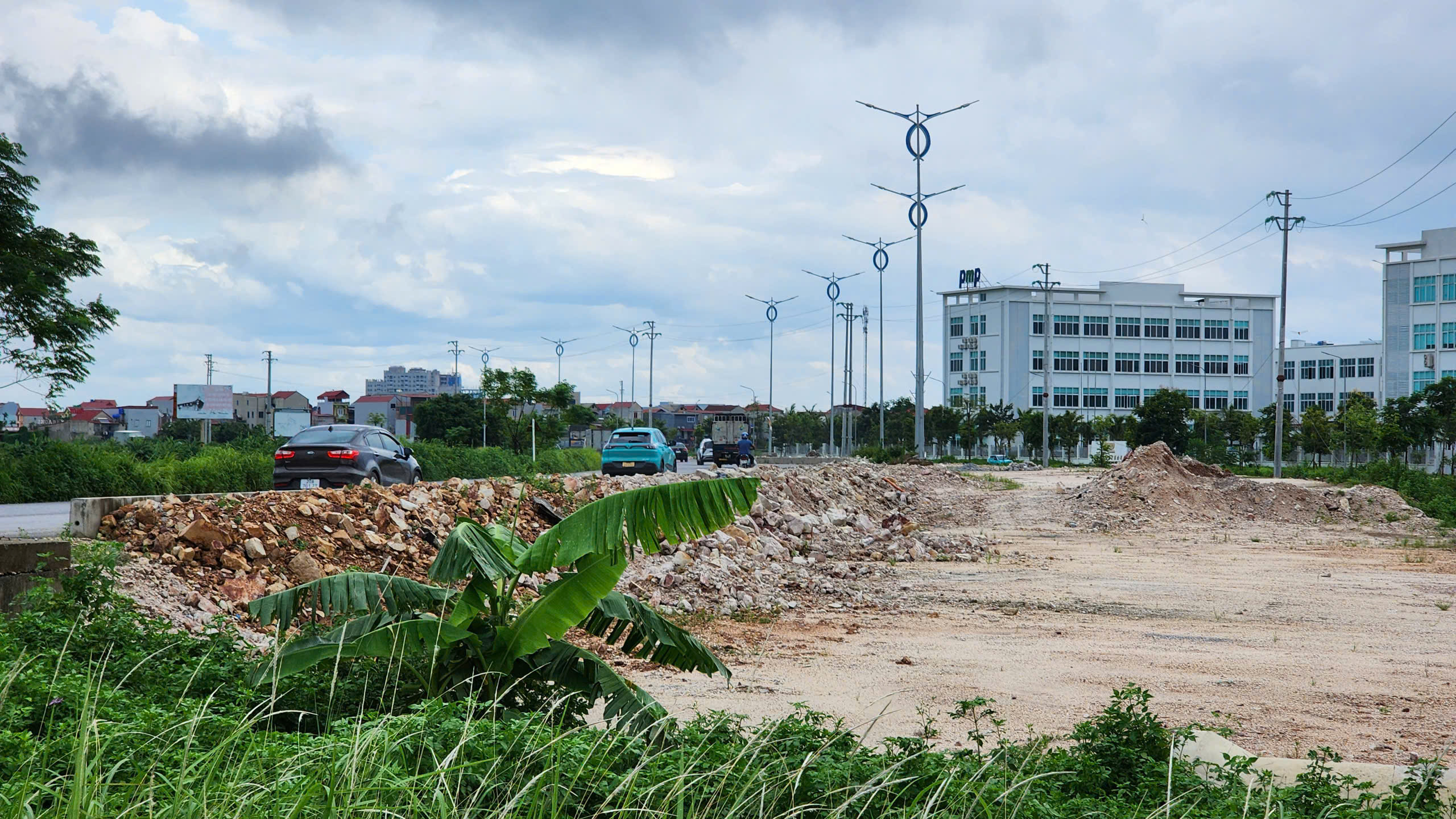 Thiếu mặt bằng, dự &aacute;n đường trăm tỷ qua khu c&ocirc;ng nghiệp ở Bắc Ninh vỡ tiến độ- Ảnh 19.
