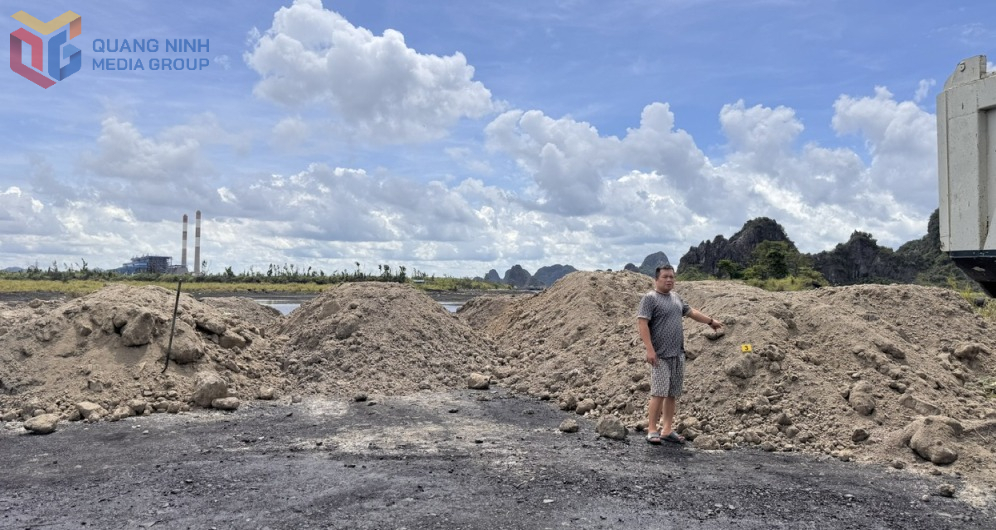 Quảng Ninh: Đổ hơn 174 tấn bã bê tông ra môi trường, 4 đối tượng bị khởi tố- Ảnh 1. Quảng Ninh: Đổ hơn 174 tấn bã bê tông ra môi trường, 4 đối tượng bị khởi tố- Ảnh 1.