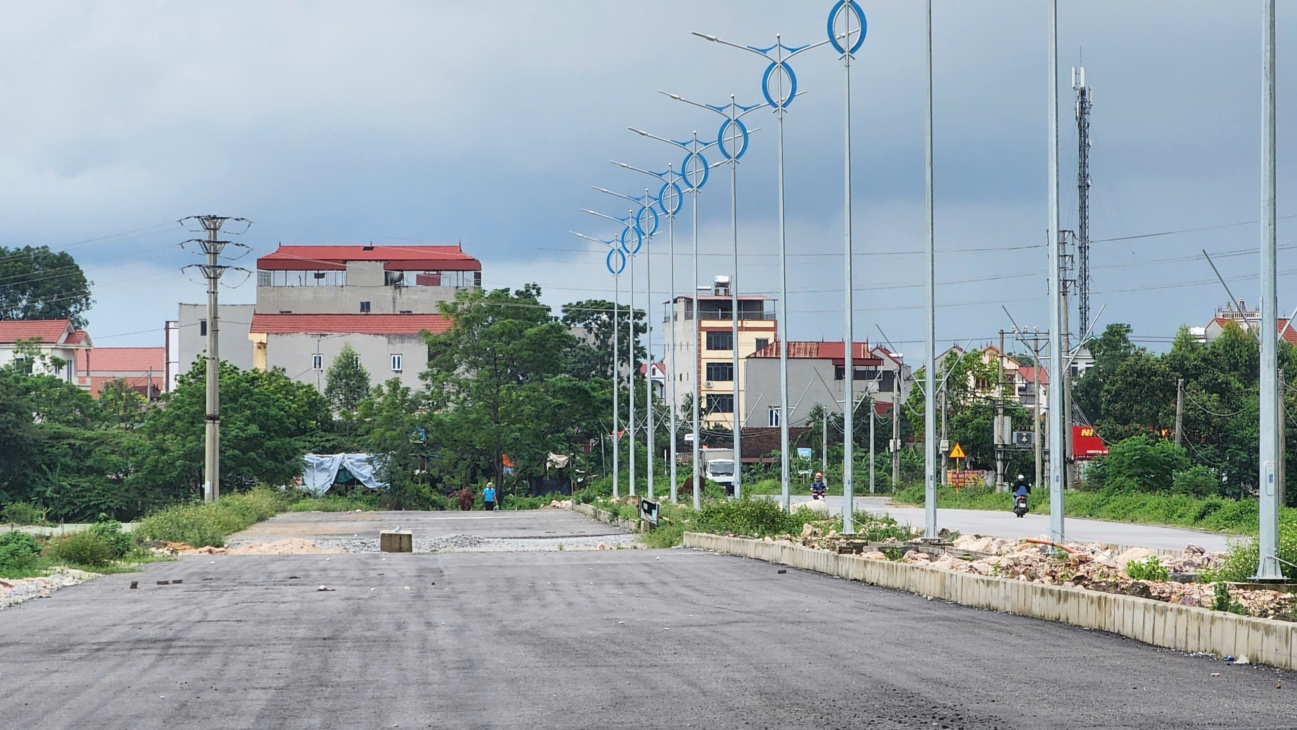 Thiếu mặt bằng, dự &aacute;n đường trăm tỷ qua khu c&ocirc;ng nghiệp ở Bắc Ninh vỡ tiến độ- Ảnh 24.