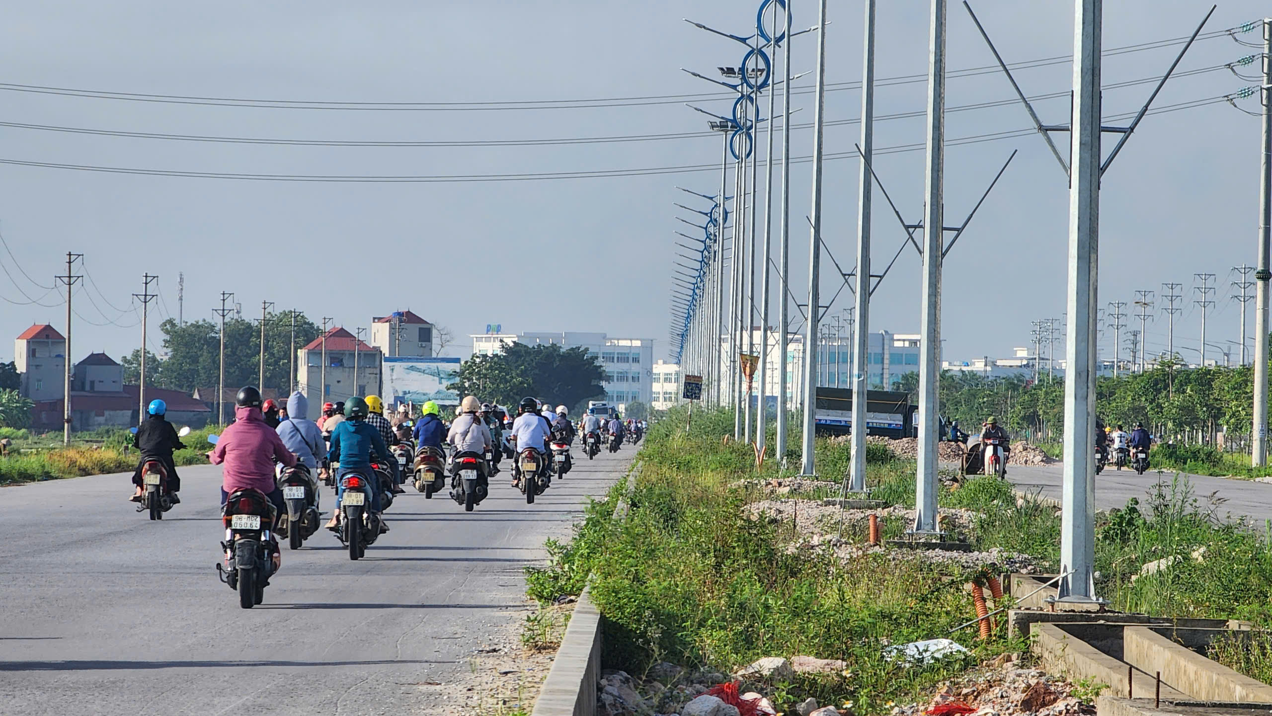 Thiếu mặt bằng, dự &aacute;n đường trăm tỷ qua khu c&ocirc;ng nghiệp ở Bắc Ninh vỡ tiến độ- Ảnh 6.
