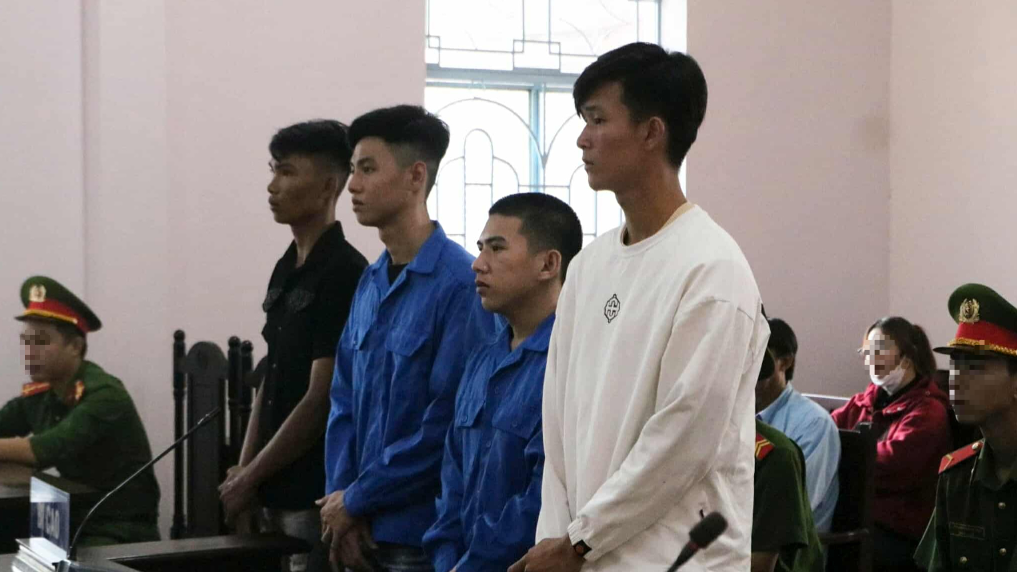 C&agrave; Mau: Cố &yacute; g&acirc;y thương t&iacute;ch, nh&oacute;m thanh ni&ecirc;n lĩnh &aacute;n- Ảnh 1.