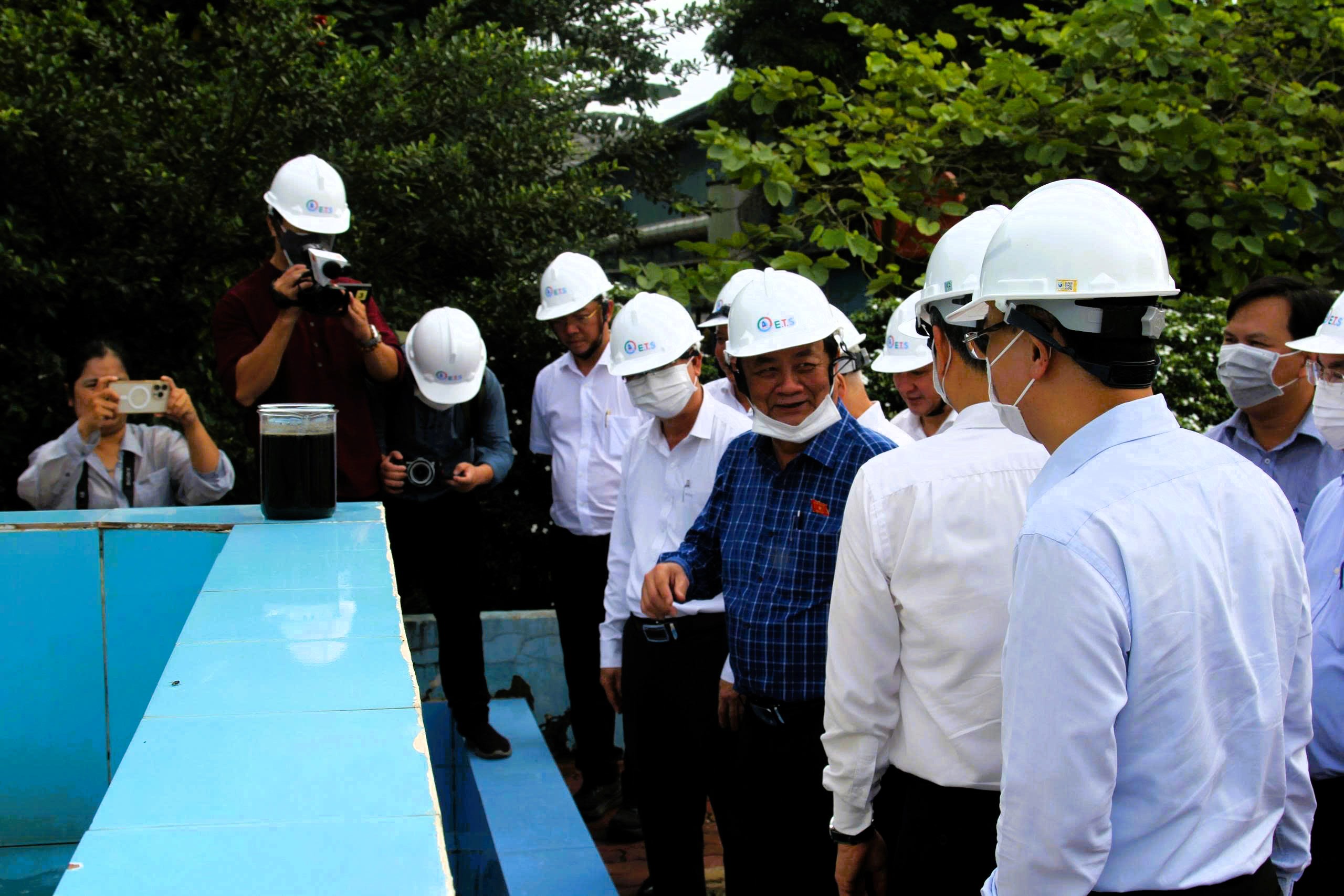 Chưa có đơn giá cho sản phẩm tái chế từ rác- Ảnh 1. Chưa có đơn giá cho sản phẩm tái chế từ rác- Ảnh 1.