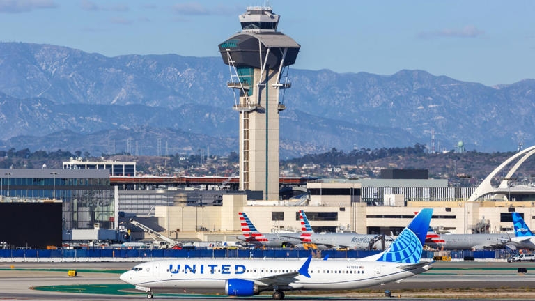 Tân lãnh đạo FAA chỉ trích hệ thống kiểm soát không lưu Mỹ không thể chấp nhận được- Ảnh 1. Tân lãnh đạo FAA chỉ trích hệ thống kiểm soát không lưu Mỹ không thể chấp nhận được- Ảnh 1.