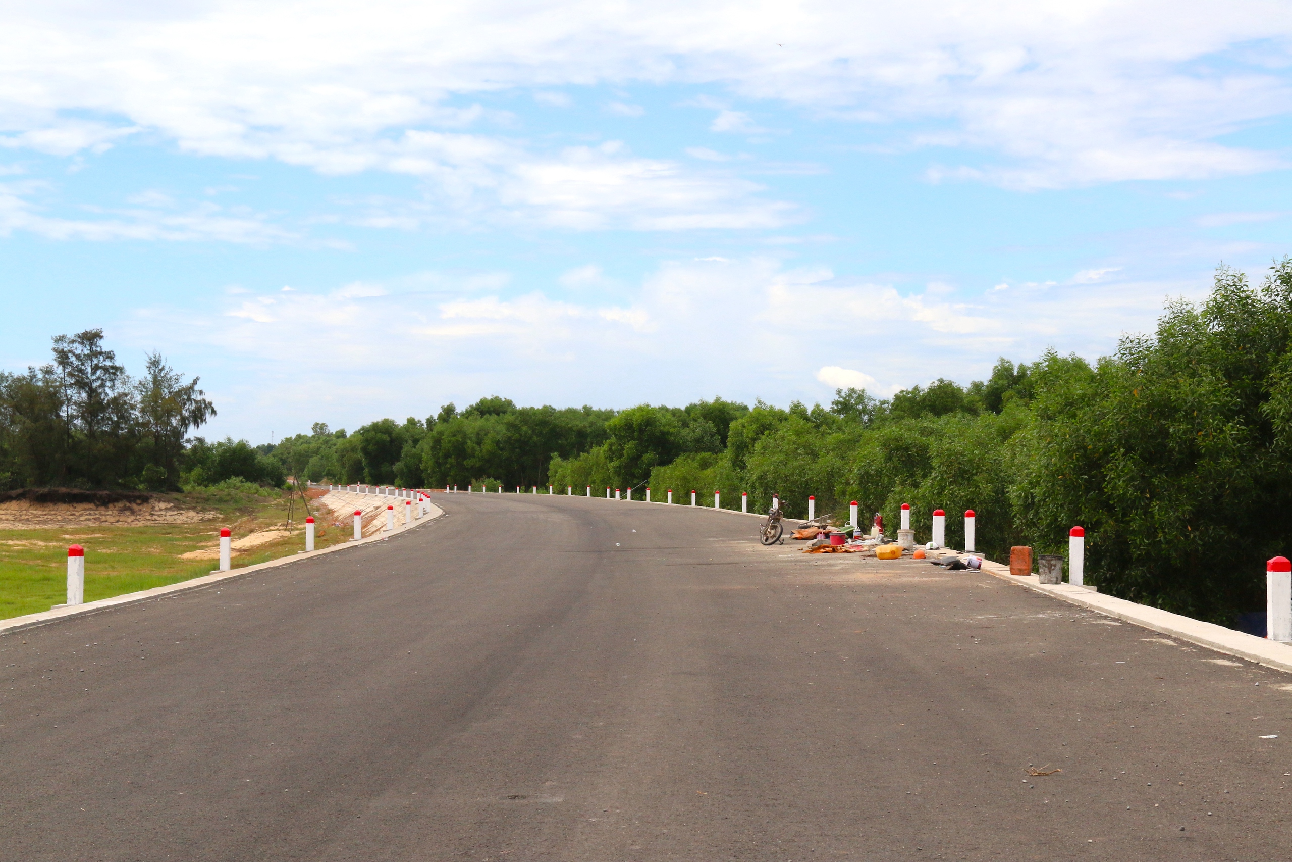 Quảng Ngãi đầu tư nối dài đường ven biển Dung Quất - Sa Huỳnh- Ảnh 3. Quảng Ngãi đầu tư nối dài đường ven biển Dung Quất - Sa Huỳnh- Ảnh 3.