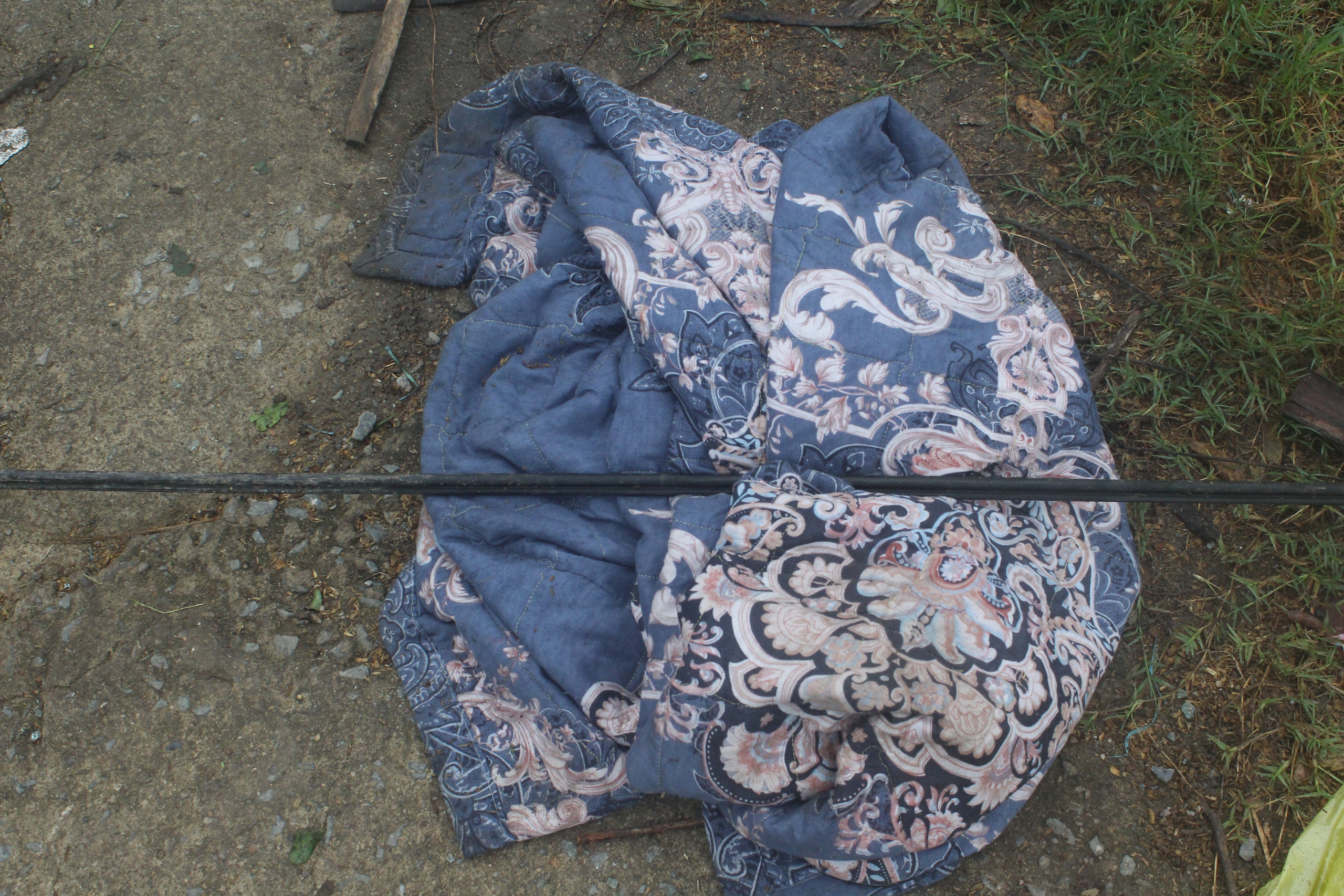 Hiện trường ám ảnh vụ xe khách lật nhào ở Hà Tĩnh, 10 người tử vong- Ảnh 5. Hiện trường ám ảnh vụ xe khách lật nhào ở Hà Tĩnh, 10 người tử vong- Ảnh 5.