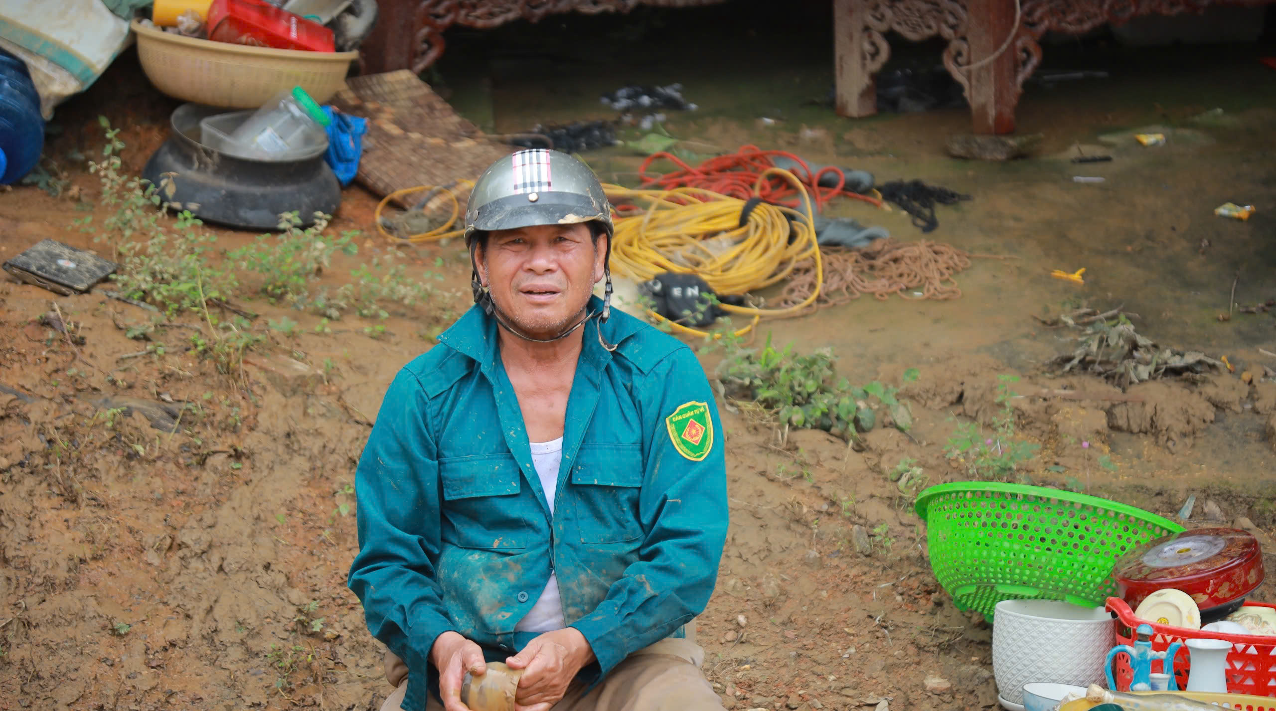 Nghệ An: "Rốn lũ" Tương Dương ngổn ngang sau cơn lũ lịch sử- Ảnh 11.