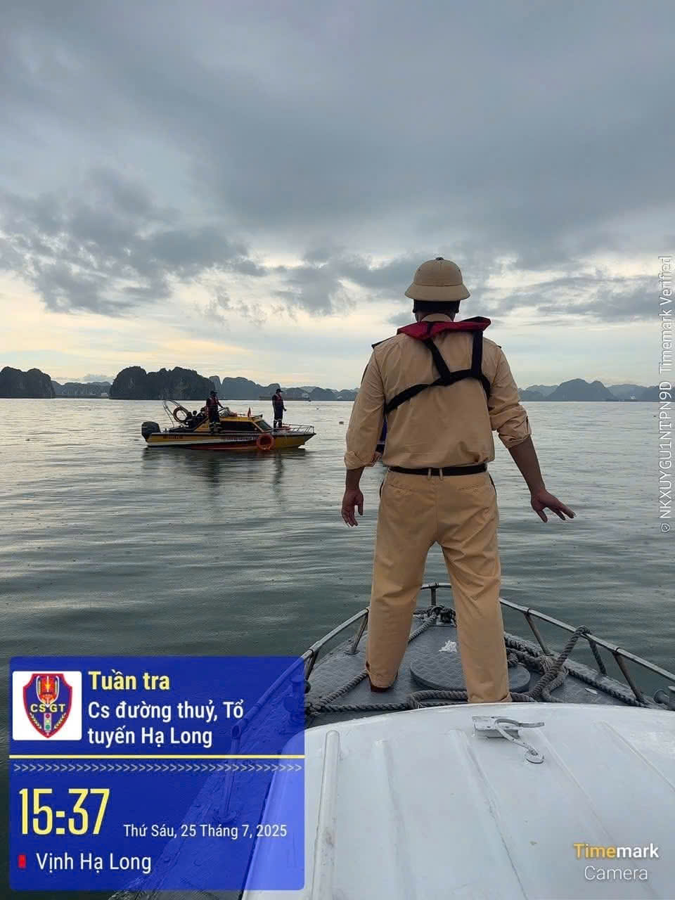 T&igrave;m thấy thi thể nữ, nghi l&agrave; nạn nh&acirc;n vụ lật t&agrave;u ở vịnh Hạ Long- Ảnh 1.