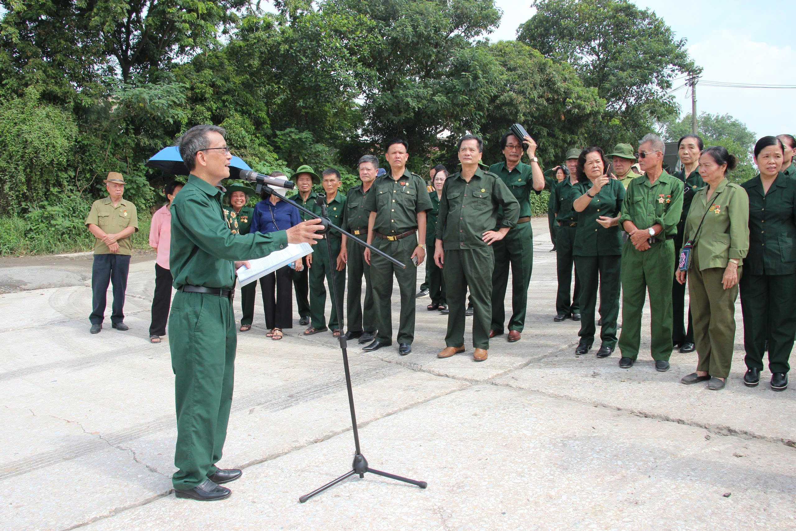 Cựu TNXP Thủ đ&ocirc; chung tay xoa dịu vết thương chưa l&agrave;nh trong l&ograve;ng đồng đội- Ảnh 4.