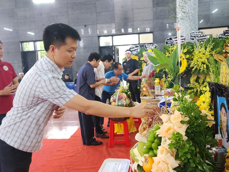 Chuyến du lịch h&egrave; định mệnh của gia đ&igrave;nh hai chị em c&ocirc; gi&aacute;o ở Thanh H&oacute;a- Ảnh 3.