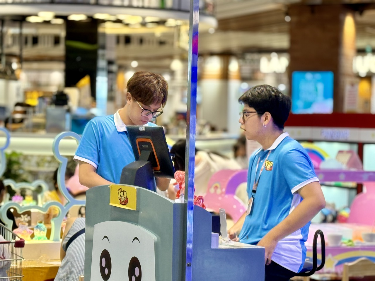 L&agrave;m th&ecirc;m m&ugrave;a h&egrave;: Cơ hội trưởng th&agrave;nh hay cạm bẫy r&igrave;nh rập?- Ảnh 2.