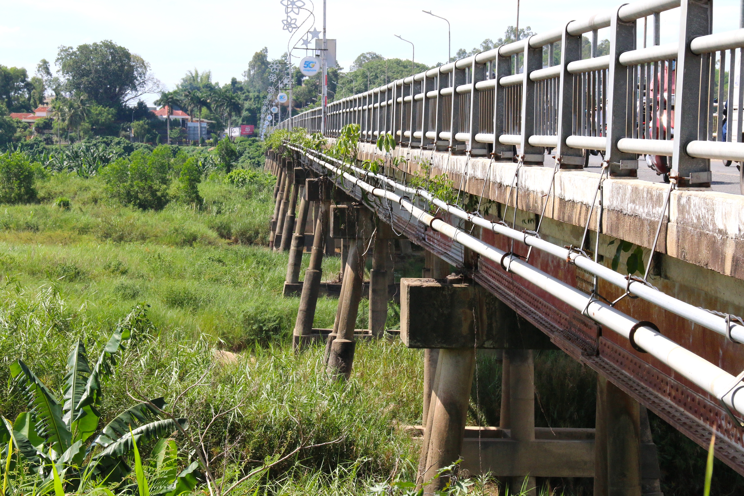 Quảng Ng&atilde;i: Cận cảnh cầu Tr&agrave; Kh&uacute;c 1 trước ng&agrave;y được x&acirc;y mới- Ảnh 5.