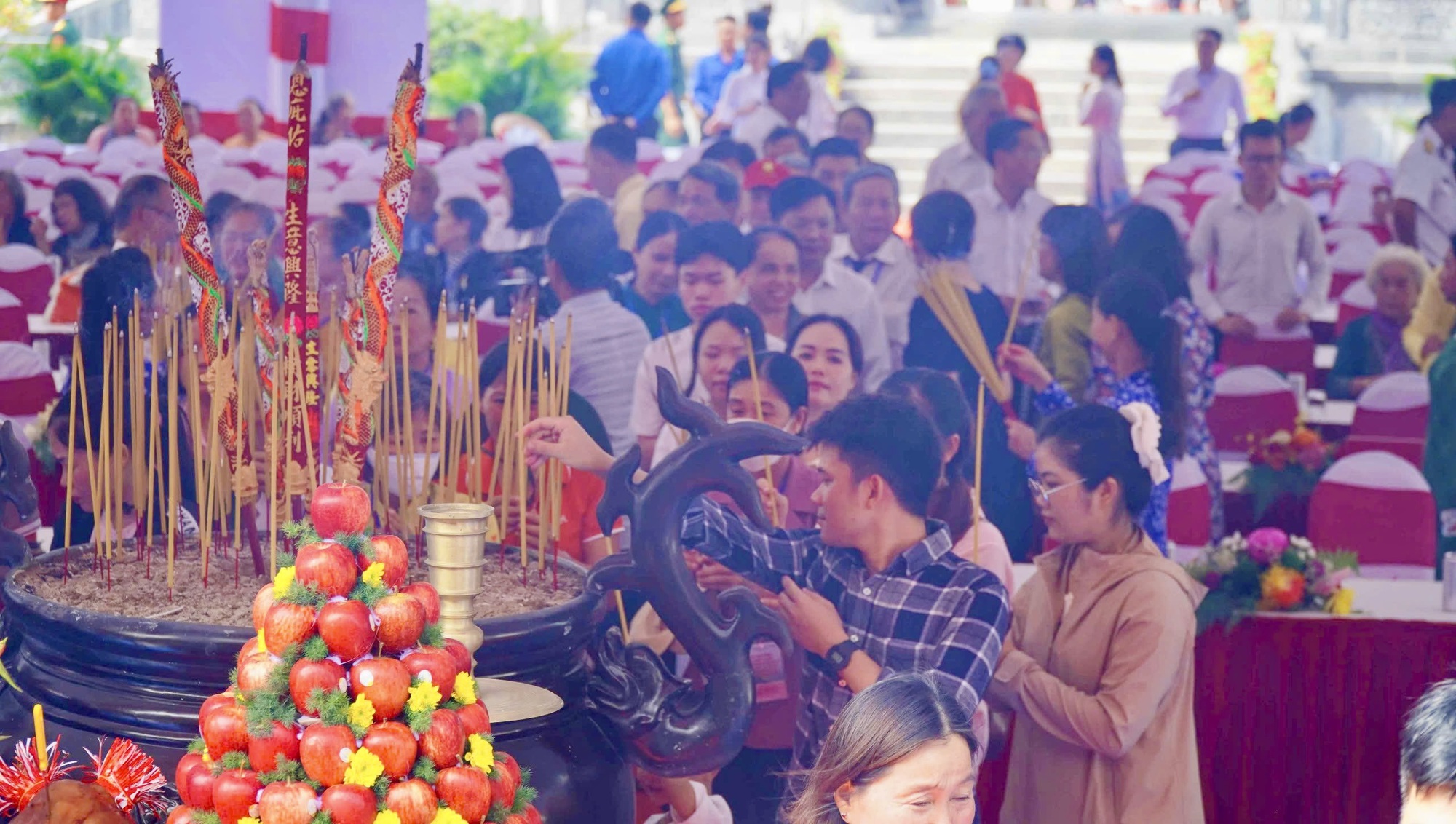 C&ocirc;n Đảo: Tri &acirc;n hơn 20.000 người con ưu t&uacute; của d&acirc;n tộc dịp 27/7
- Ảnh 9.