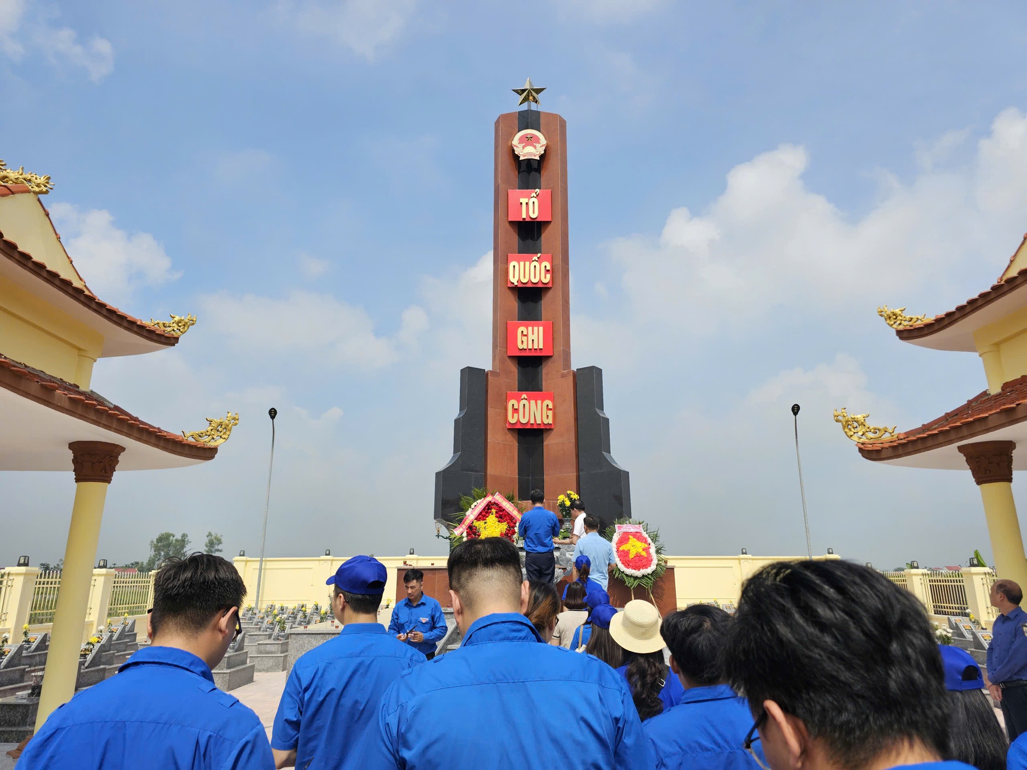 Đo&agrave;n Thanh ni&ecirc;n B&aacute;o X&acirc;y dựng tri &acirc;n cựu chiến binh t&agrave;u kh&ocirc;ng số, thăm gia đ&igrave;nh ch&iacute;nh s&aacute;ch- Ảnh 19.