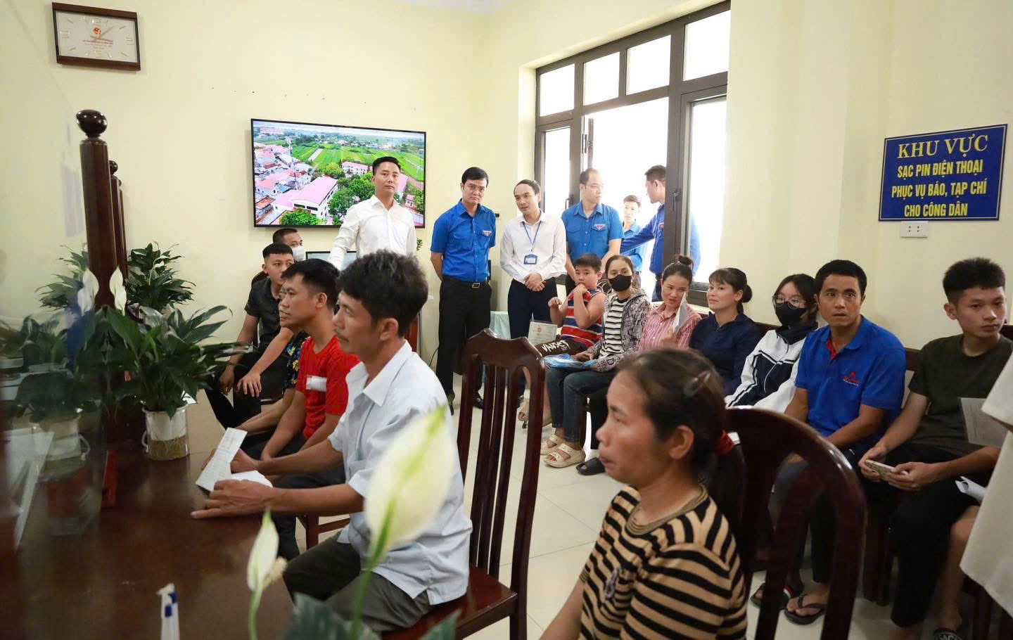 H&agrave; Nội: M&ocirc; h&igrave;nh "hai phục vụ" tại x&atilde; đảo Minh Ch&acirc;u- Ảnh 6.