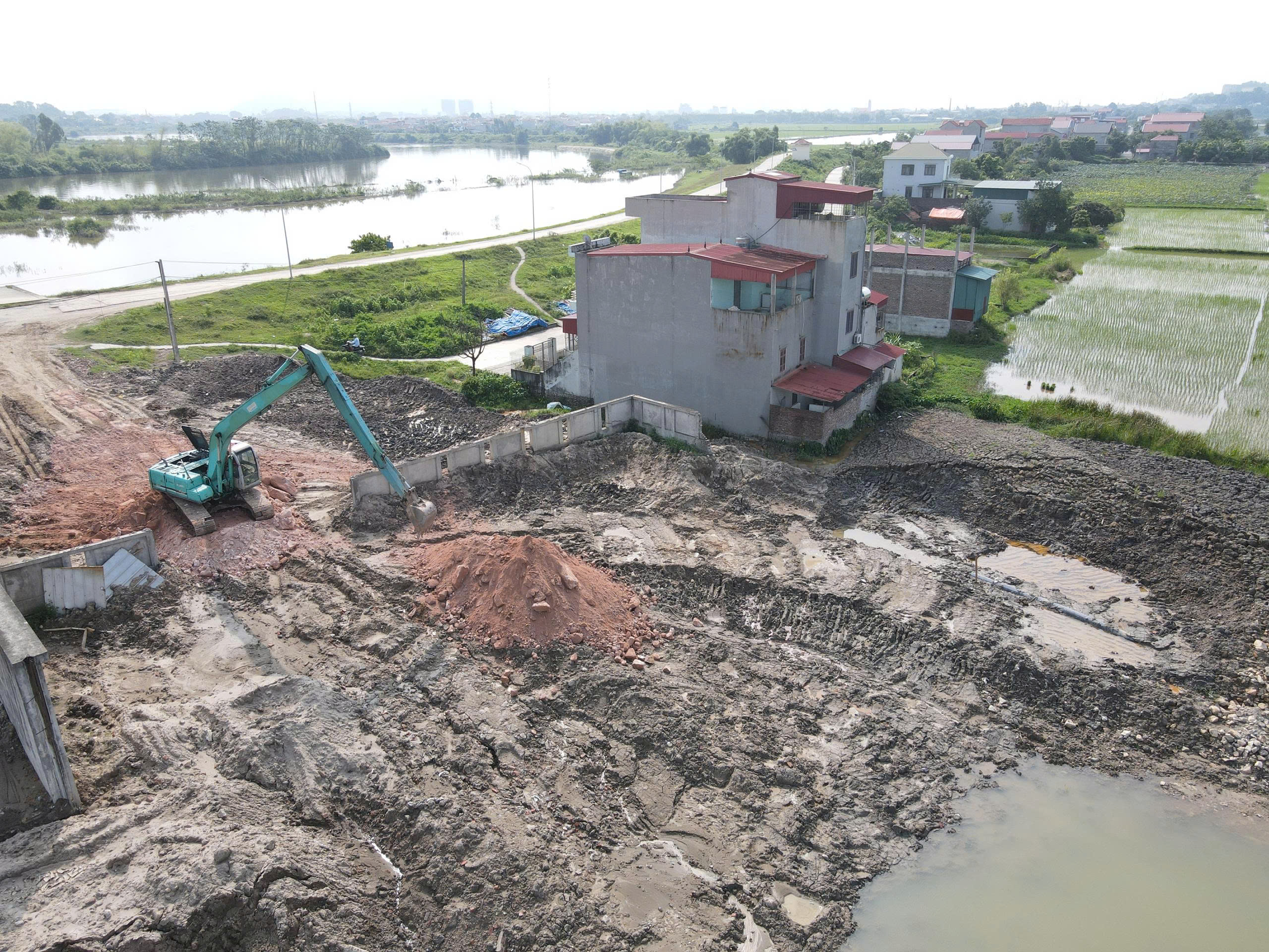 Sau chỉ đạo của Chủ tịch tỉnh Bắc Ninh, dự án trạm bơm trăm tỷ đồng thi công ra sao?- Ảnh 24. Sau chỉ đạo của Chủ tịch tỉnh Bắc Ninh, dự án trạm bơm trăm tỷ đồng thi công ra sao?- Ảnh 24.