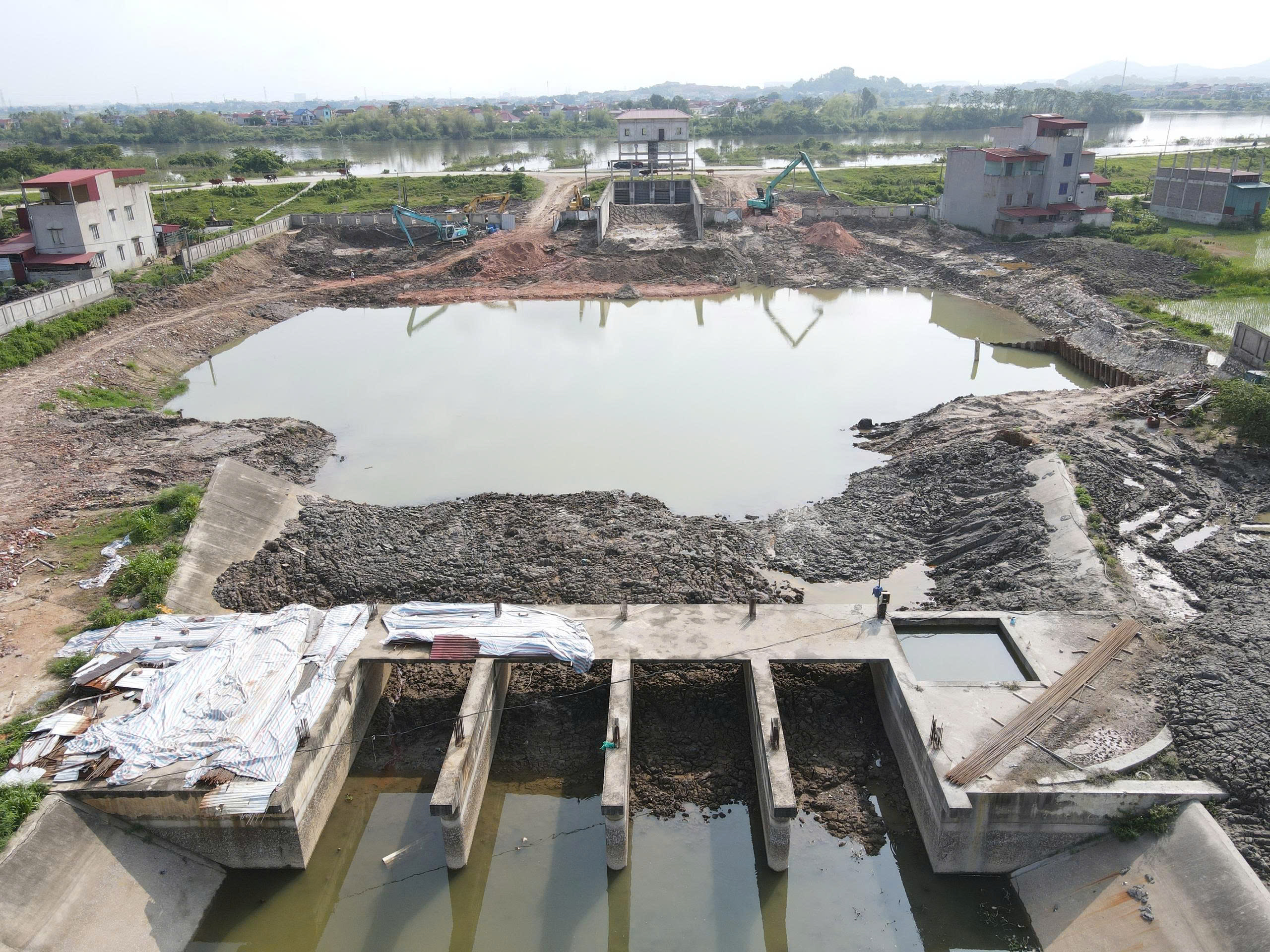 Sau chỉ đạo của Chủ tịch tỉnh Bắc Ninh, dự án trạm bơm trăm tỷ đồng thi công ra sao?- Ảnh 8. Sau chỉ đạo của Chủ tịch tỉnh Bắc Ninh, dự án trạm bơm trăm tỷ đồng thi công ra sao?- Ảnh 8.